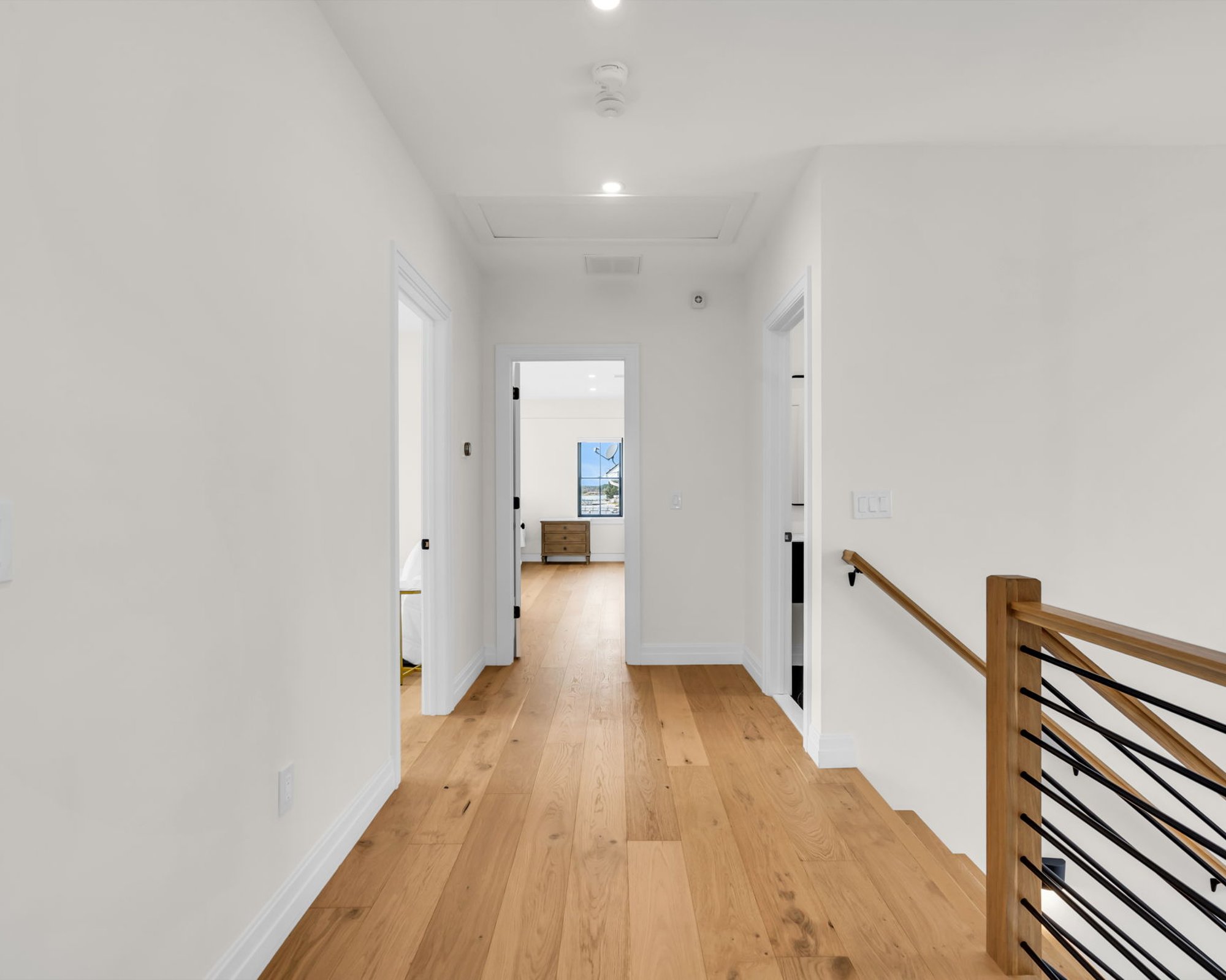 Exceptional Custom Built Waterfront Home - 物件實景