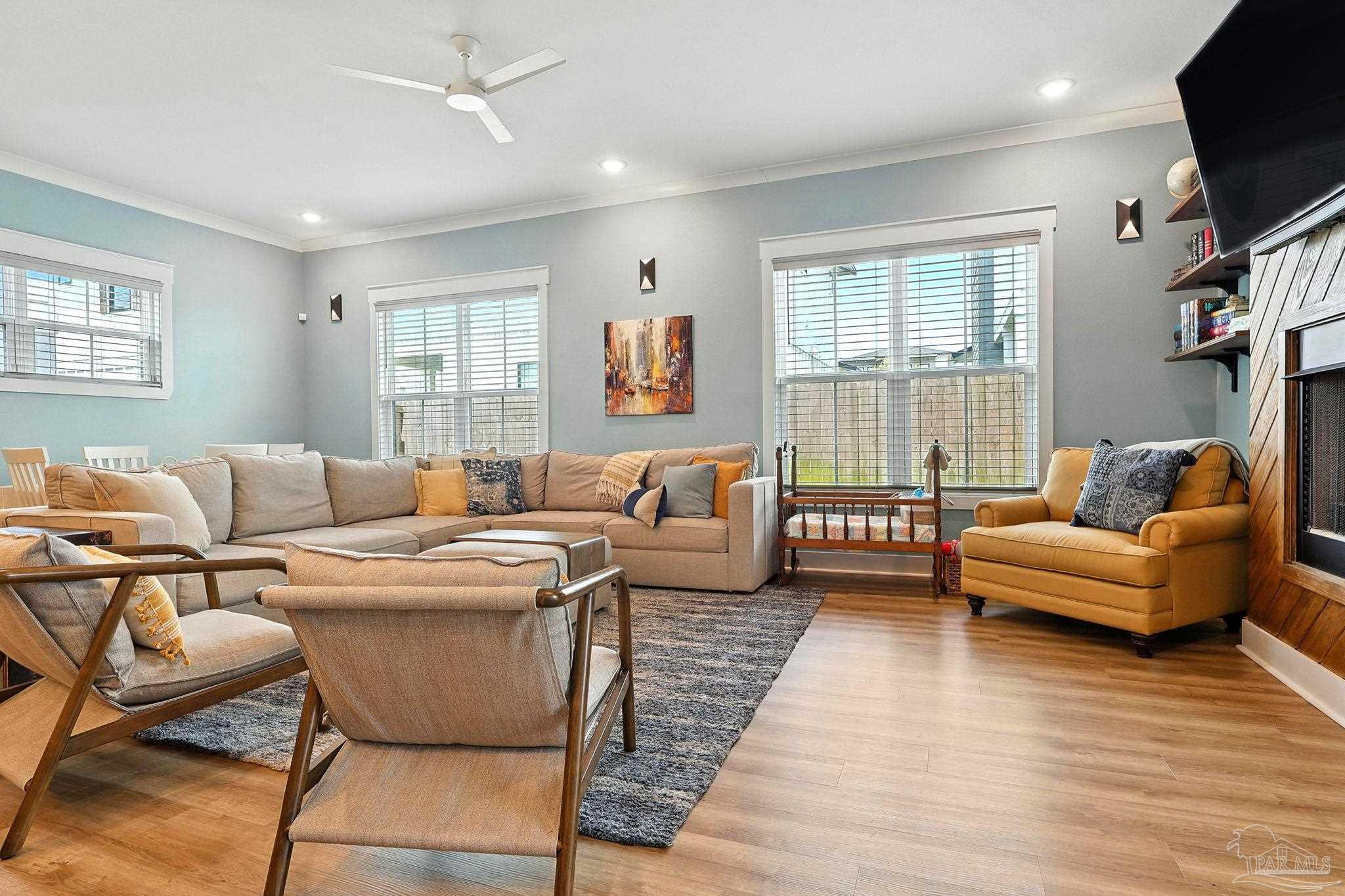 Pensacola, Florida, 32507, United States, 3 Bedrooms Bedrooms, ,3 BathroomsBathrooms,Residential,For Sale,1956386