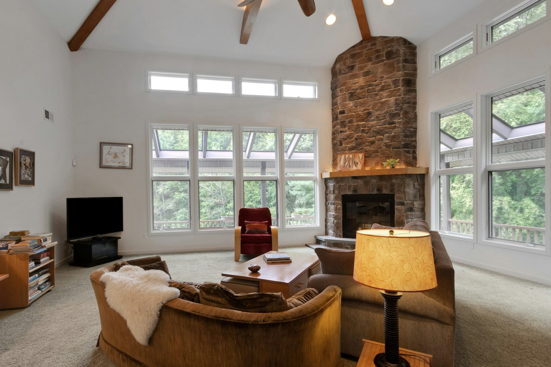  Extraordinary Custom Home - 物件實景