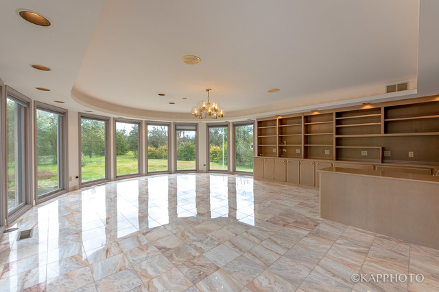Joliet, Illinois, 60404, United States, 5 Bedrooms Bedrooms, ,6 BathroomsBathrooms,Residential,For Sale,1887940
