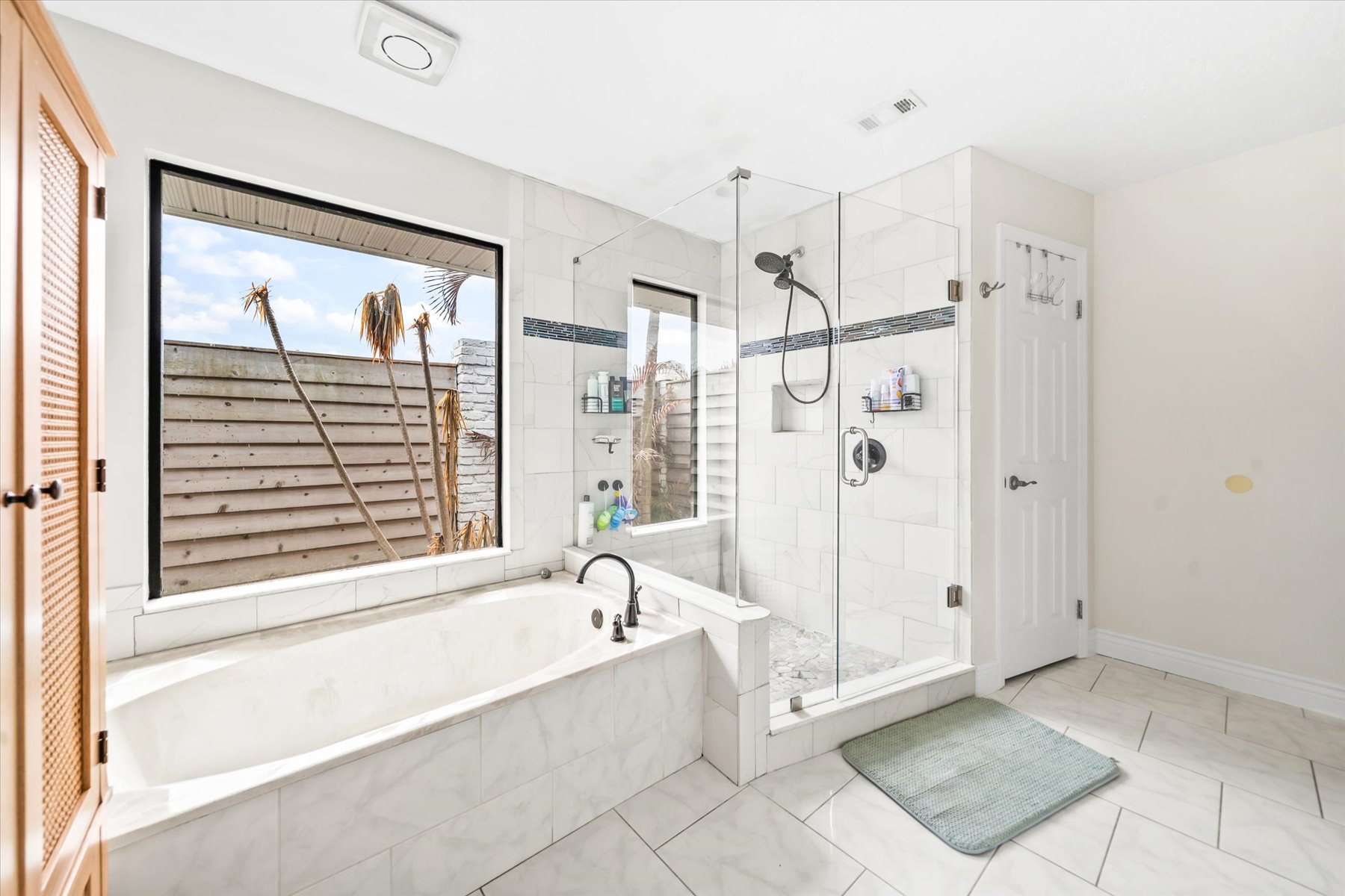  1272 Silver Lake Drive, Melbourne, FL, 32940 - 物件實景