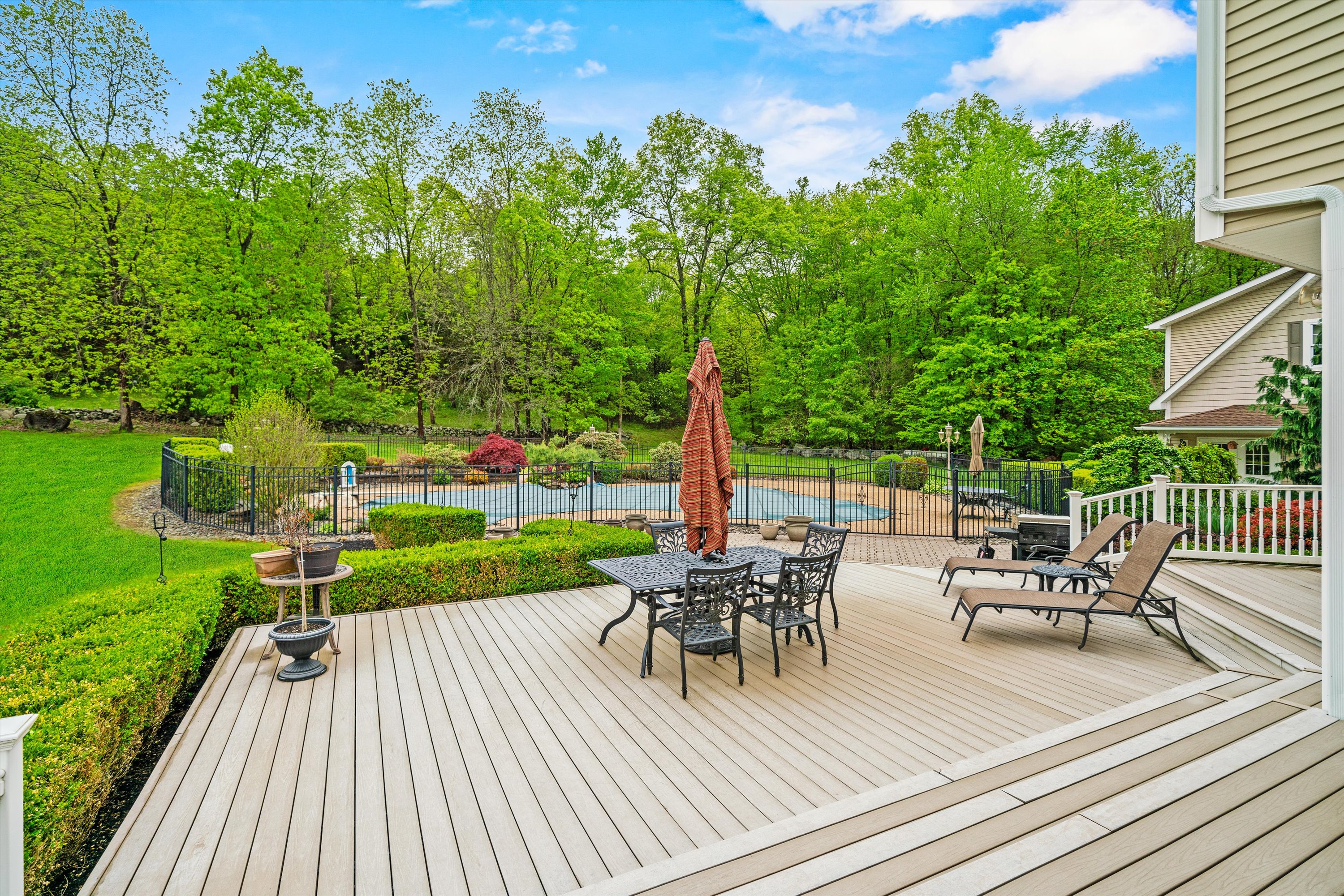 Montgomery, New York, 12549, United States, 4 Bedrooms Bedrooms, ,4 BathroomsBathrooms,Residential,For Sale,1806670