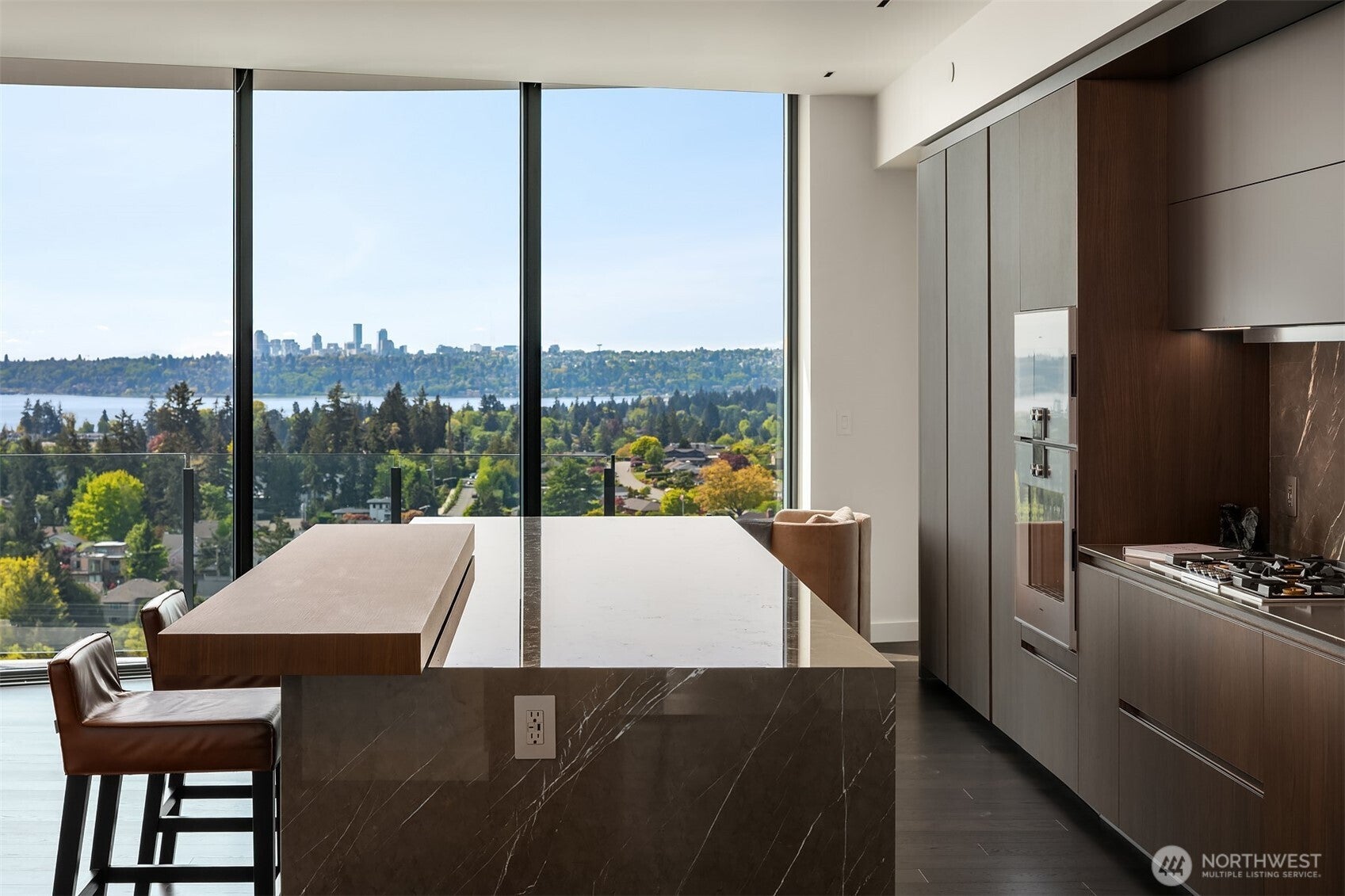 Bellevue, Washington, 98004, United States, 3 Bedrooms Bedrooms, ,3 BathroomsBathrooms,Residential,For Sale,1850134
