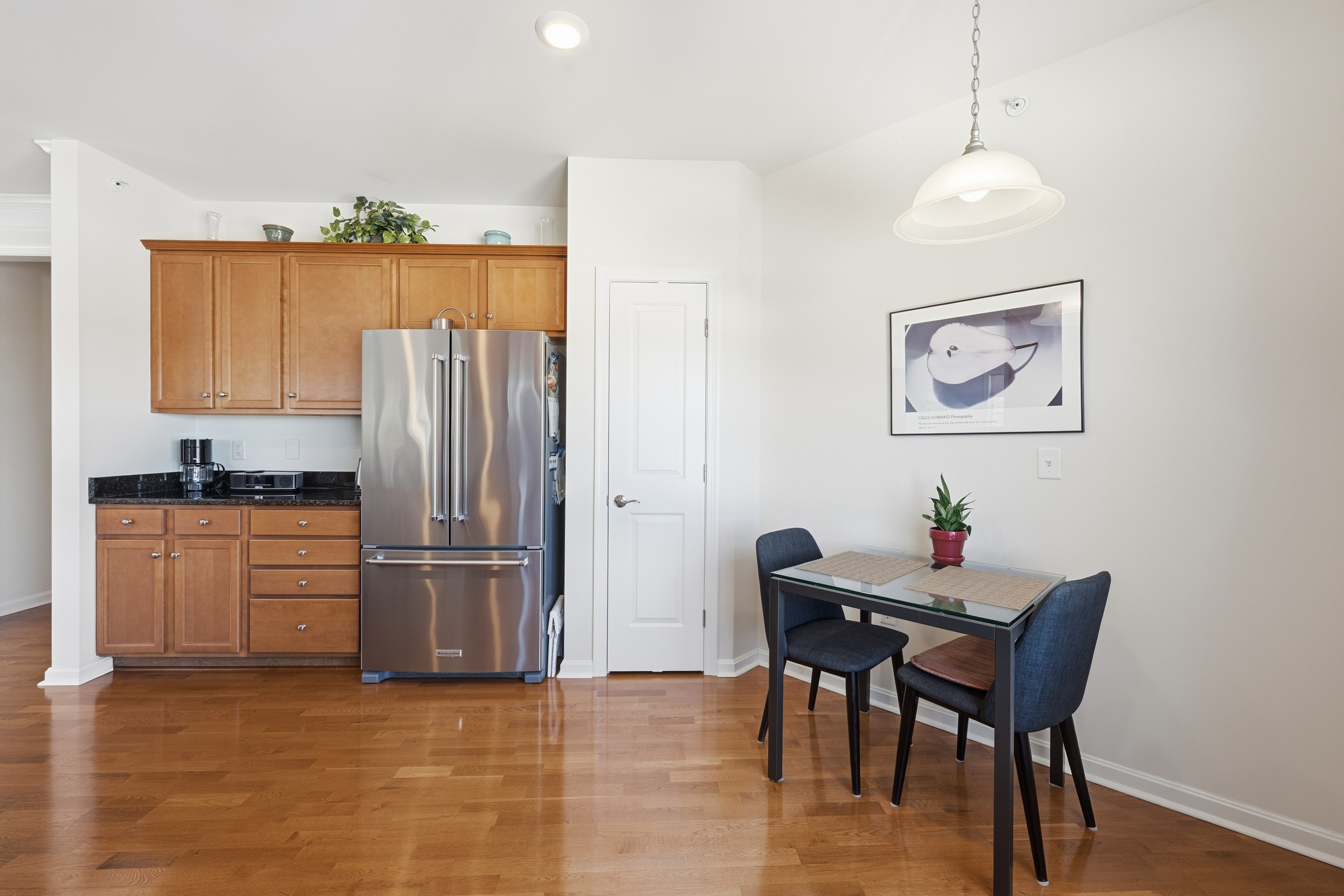 Natick, Massachusetts, 01760, United States, 2 Bedrooms Bedrooms, ,2 BathroomsBathrooms,Residential,For Sale,2015900