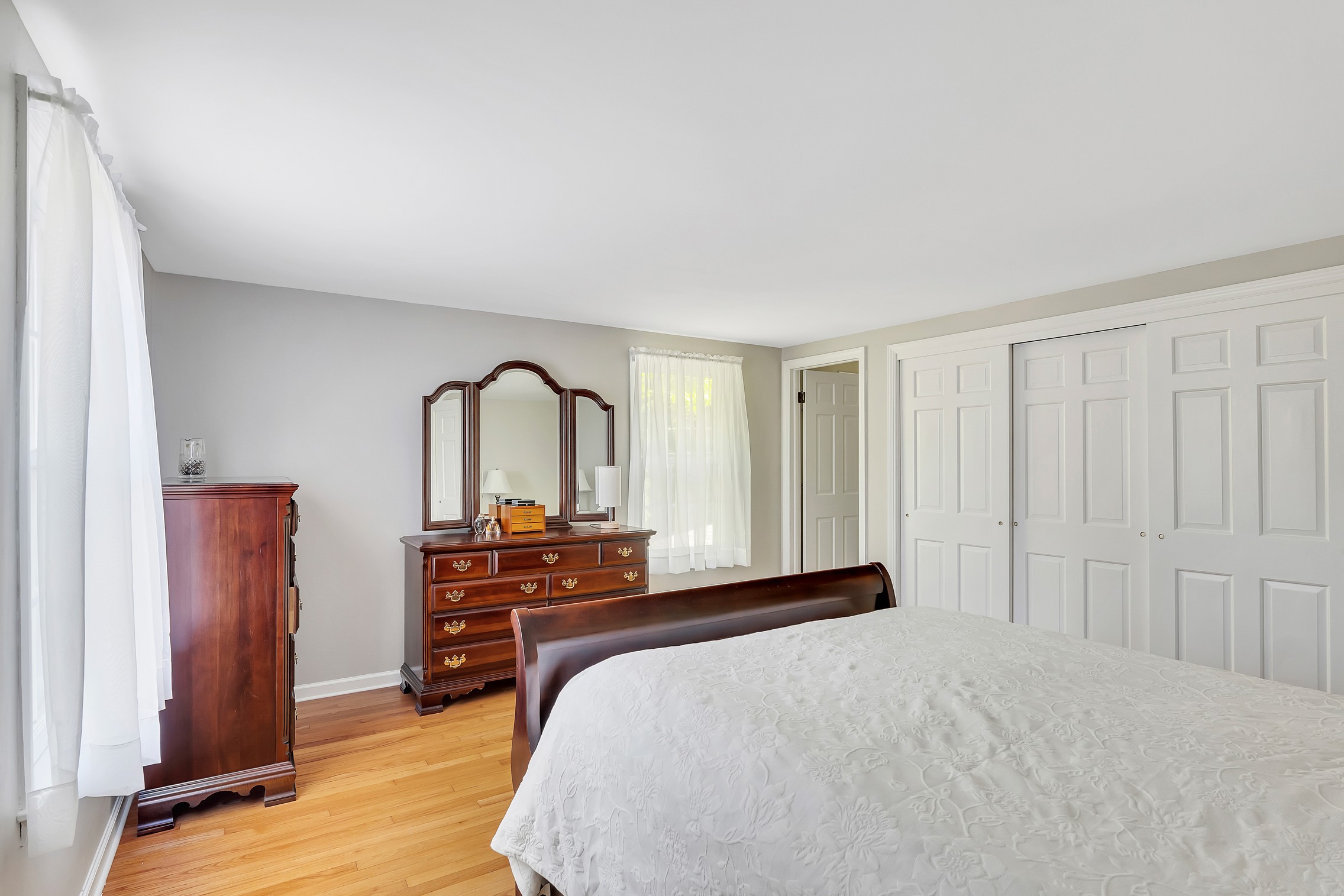 16 Longwood Drive, Bethlehem, NY, 12054 - 物件實景