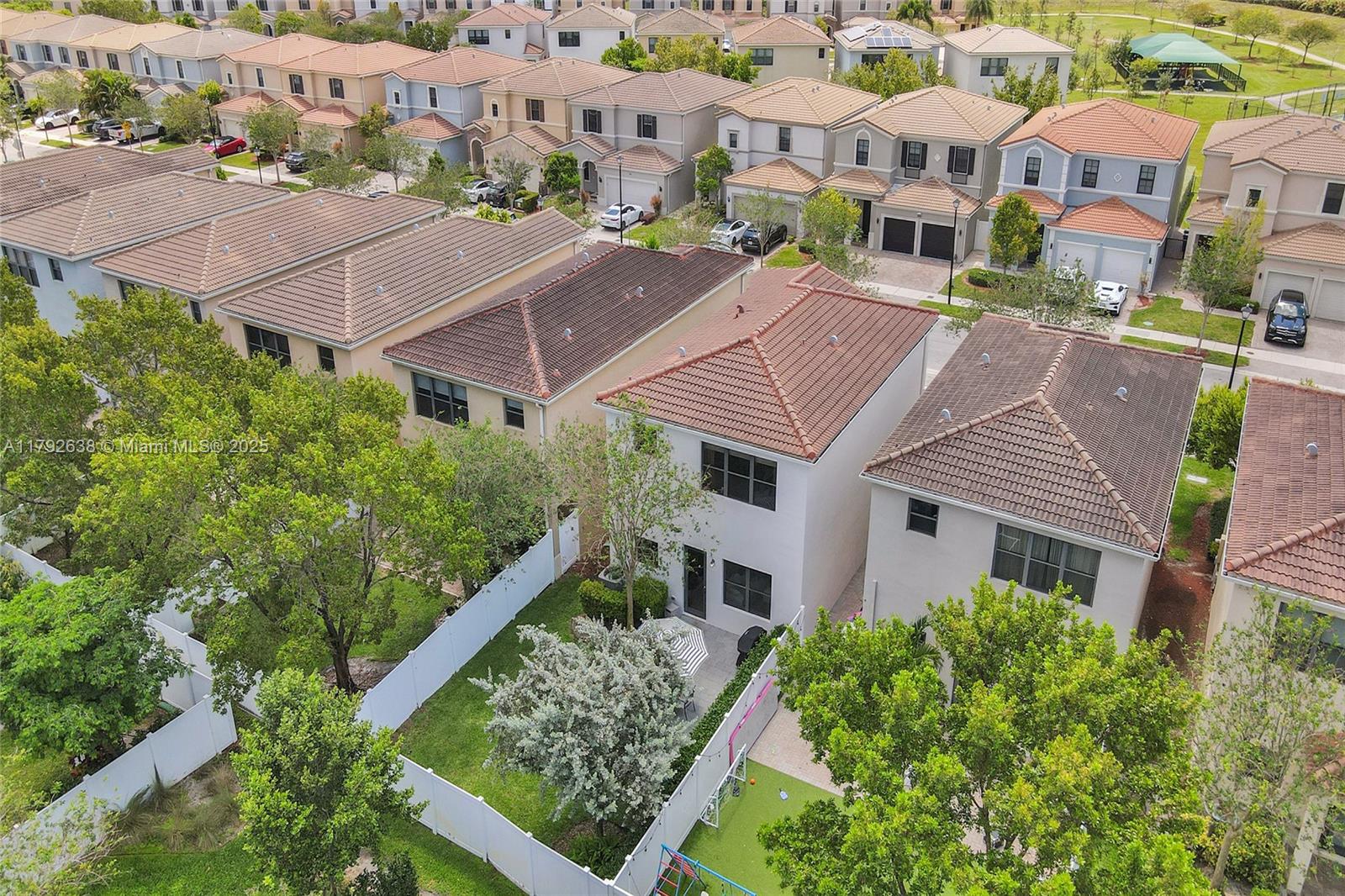 Miami, Florida, 33179, United States, 3 Bedrooms Bedrooms, ,3 BathroomsBathrooms,Residential,For Sale,1787670