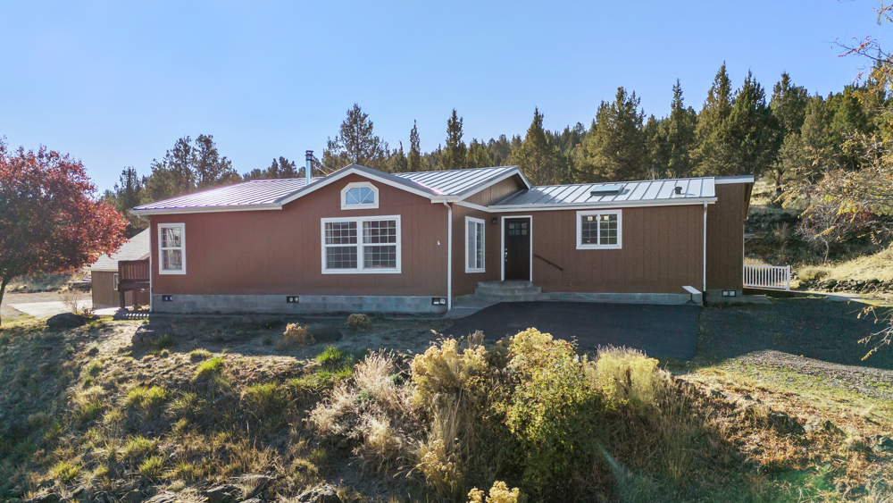 KLAMATH FALLS, Oregon, 97603, United States, 3 Bedrooms Bedrooms, ,2 BathroomsBathrooms,Residential,For Sale,1984310