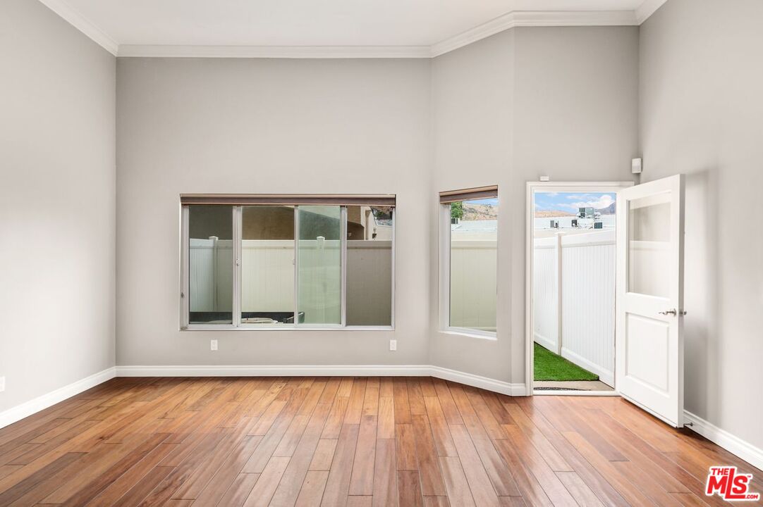 Agoura Hills, California, 91301, United States, 3 Bedrooms Bedrooms, ,3 BathroomsBathrooms,Residential,For Sale,1919478