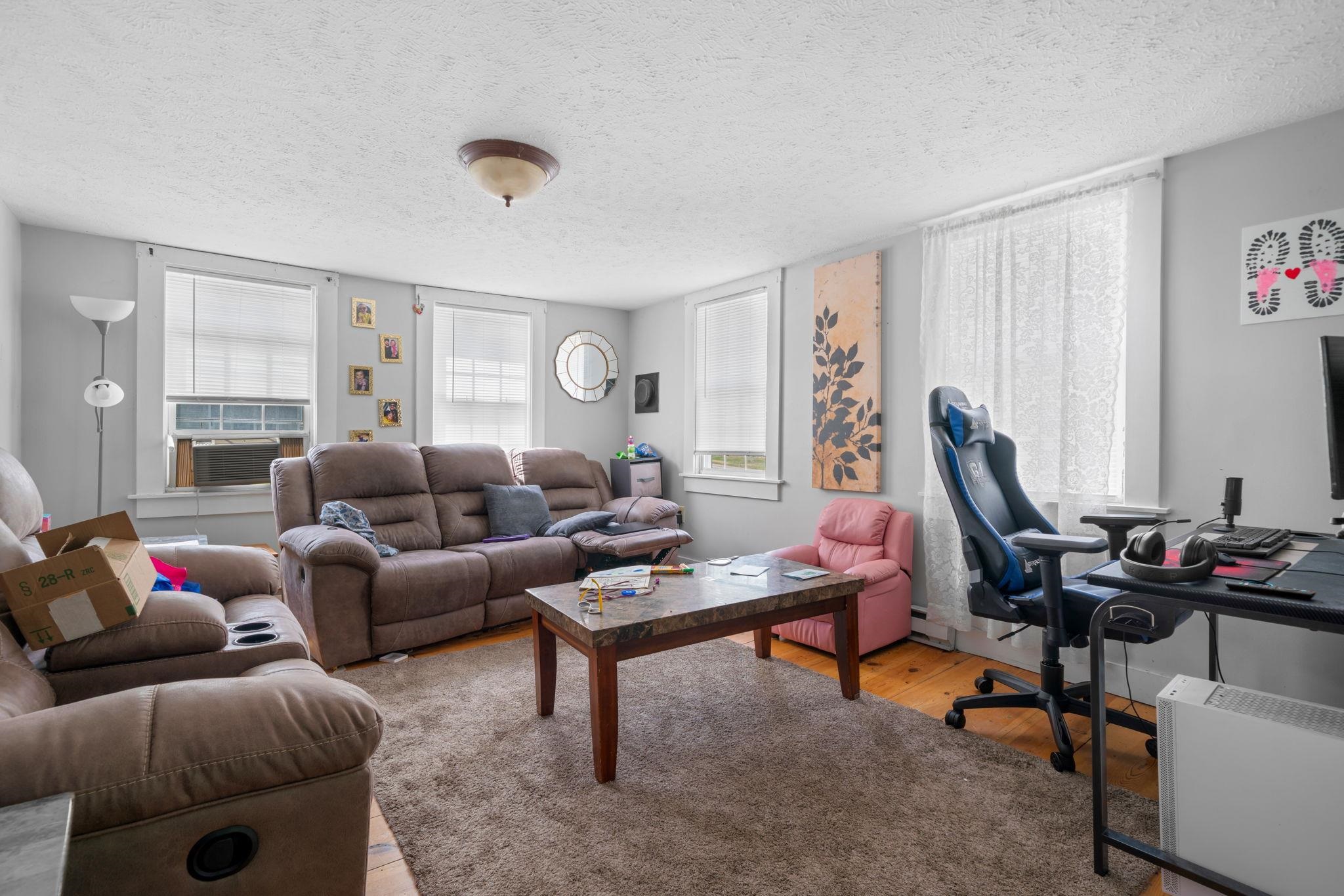 Milford, New Hampshire, 03055, United States, ,Residential,For Sale,1919626