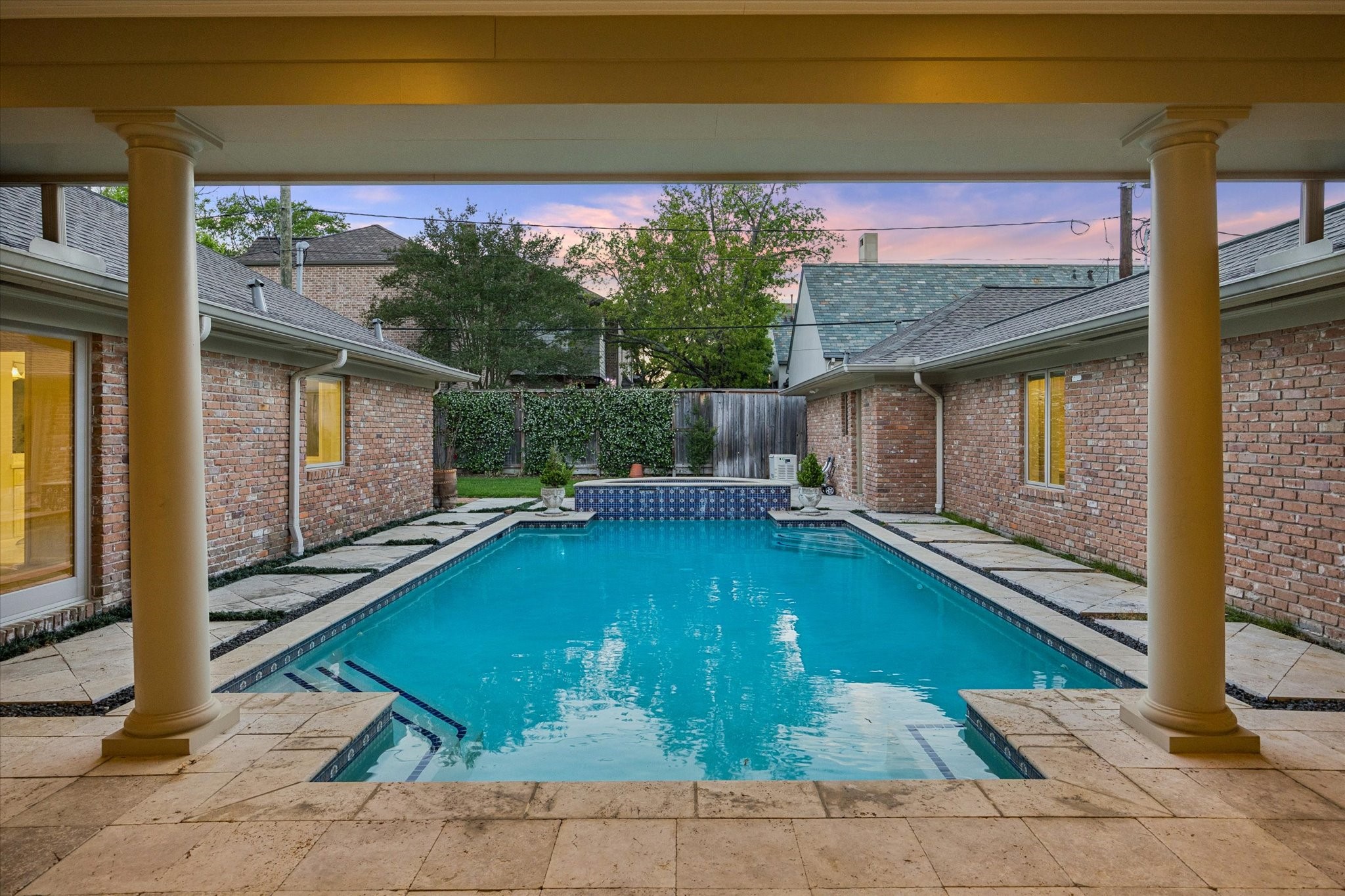  242 Maple Valley Road - 物件實景