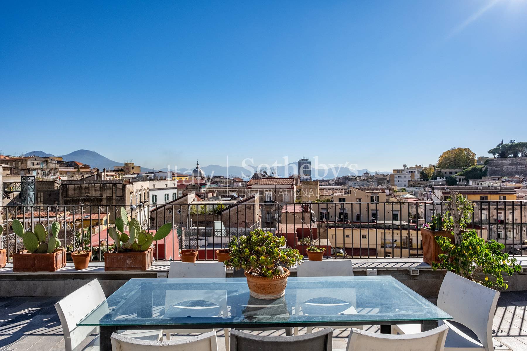  Iconic multi-level penthouse in Naples - 物件實景