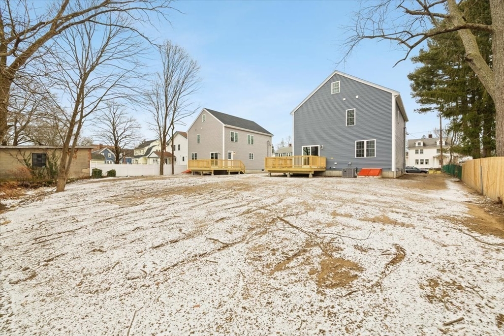 Brockton, Massachusetts, 02301, United States, 4 Bedrooms Bedrooms, ,3 BathroomsBathrooms,Residential,For Sale,1846360