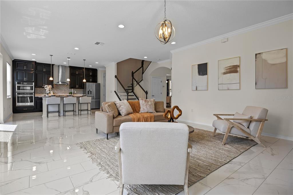 Orlando, Florida, 32836, United States, 5 Bedrooms Bedrooms, ,4 BathroomsBathrooms,Residential,For Sale,1940784