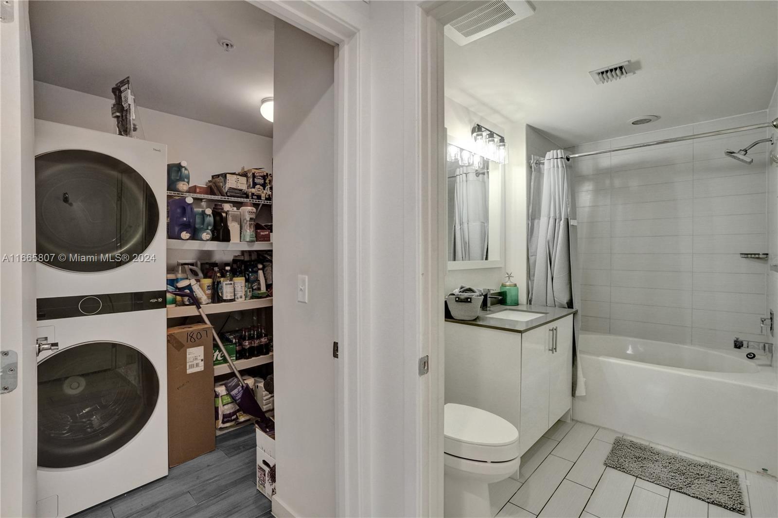 999 SW 1st Ave Unit 1807, Miami, Florida, 33130, United States, 2 Bedrooms Bedrooms, ,2 BathroomsBathrooms,Residential,For Sale,999 SW 1st Ave Unit 1807,1632303
