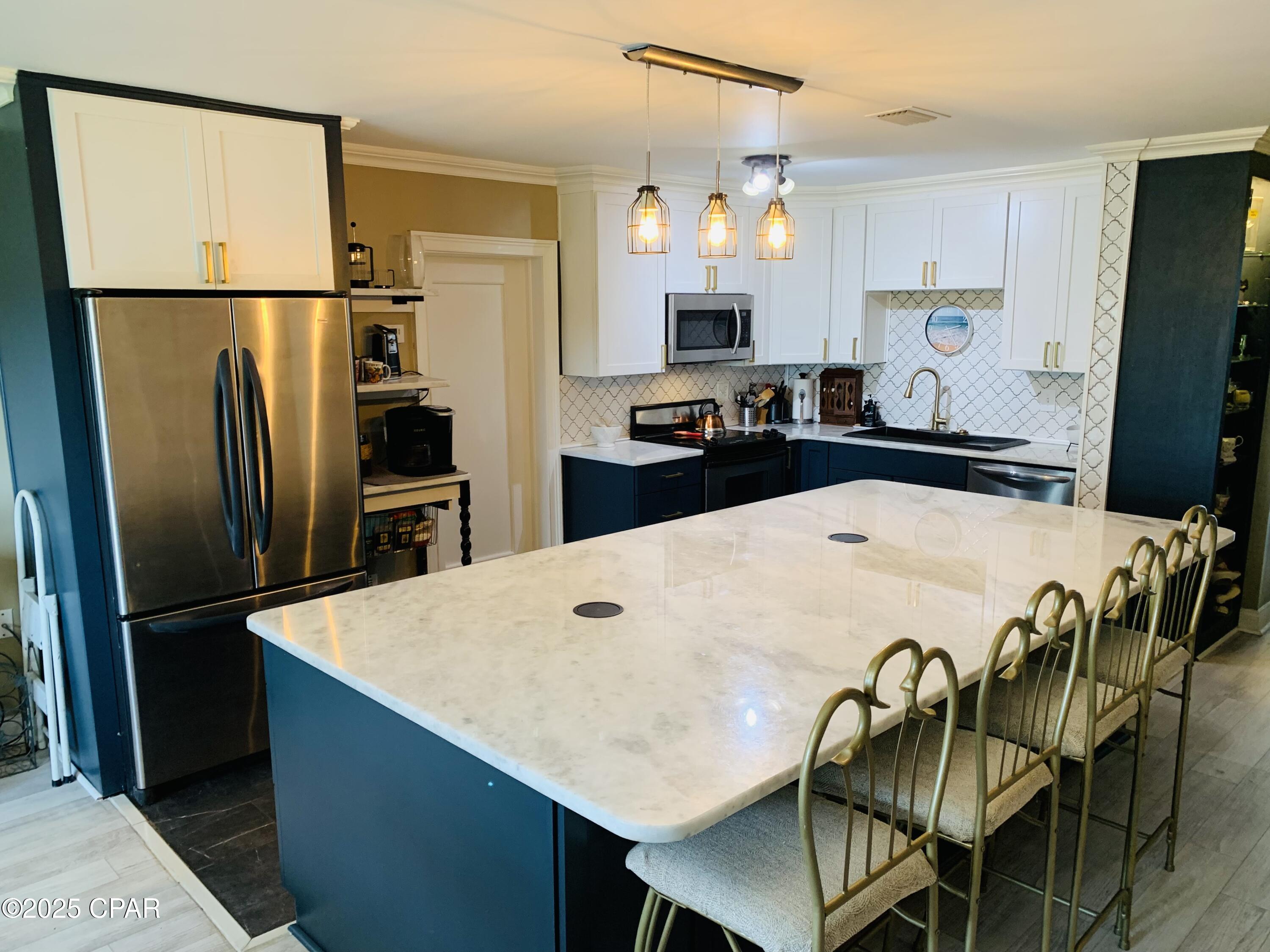 Panama City, Florida, 32404, United States, 3 Bedrooms Bedrooms, ,2 BathroomsBathrooms,Residential,For Sale,1883539