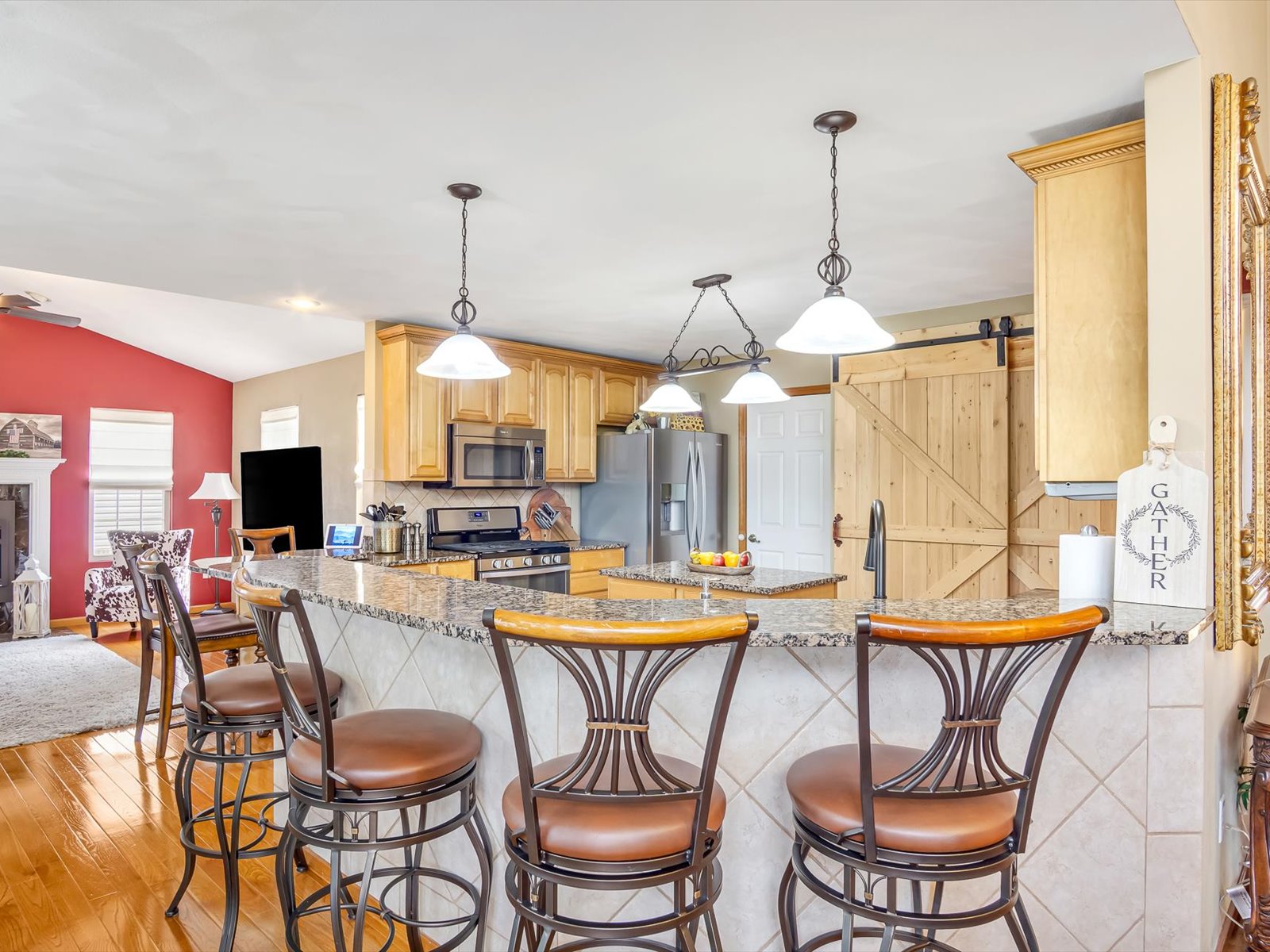 Swansea, Illinois, 62226, United States, 4 Bedrooms Bedrooms, ,4 BathroomsBathrooms,Residential,For Sale,1863975