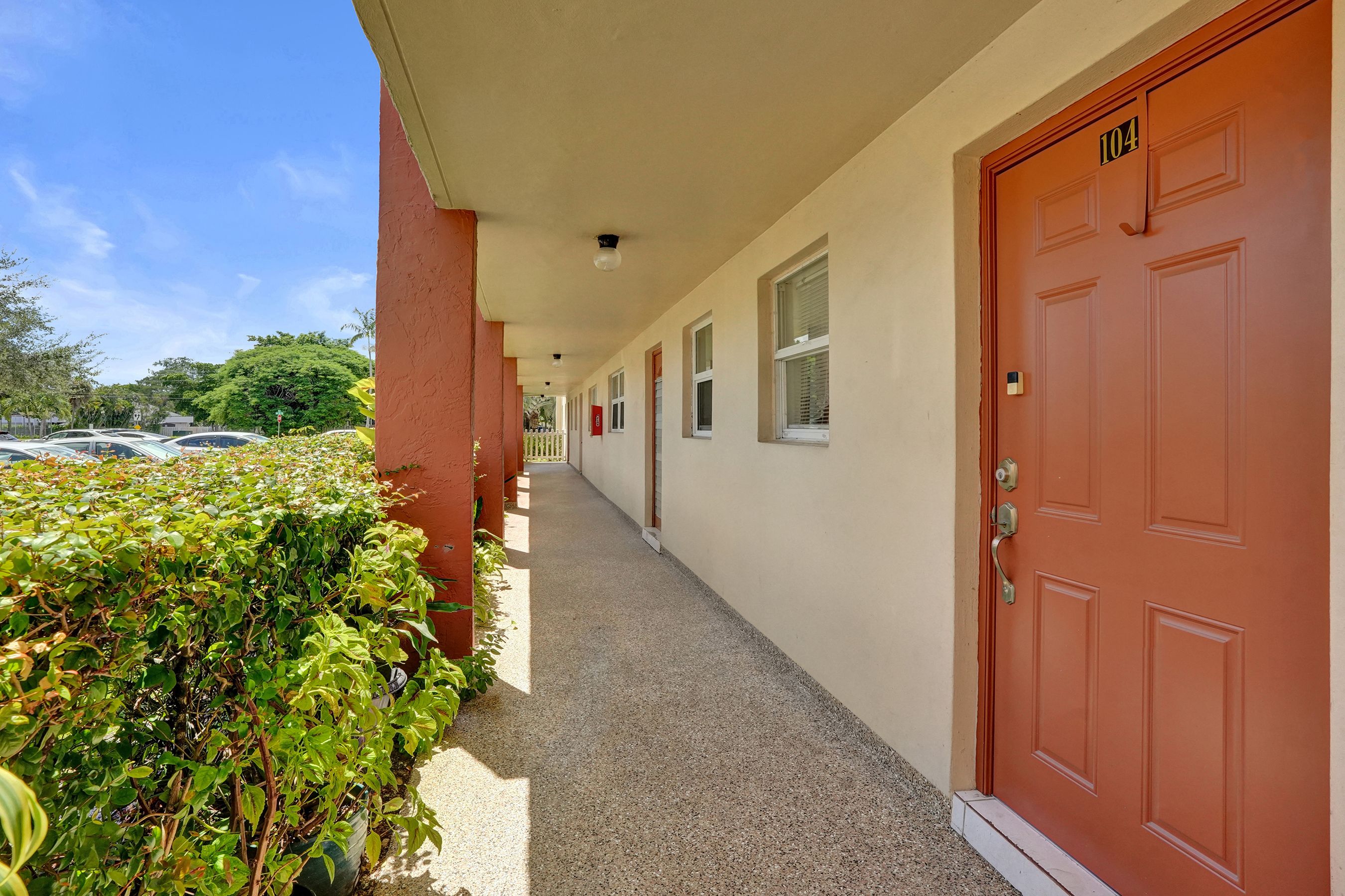  2651 Sunrise Lakes Drive E, Sunrise, FL, 33322 - 物件實景