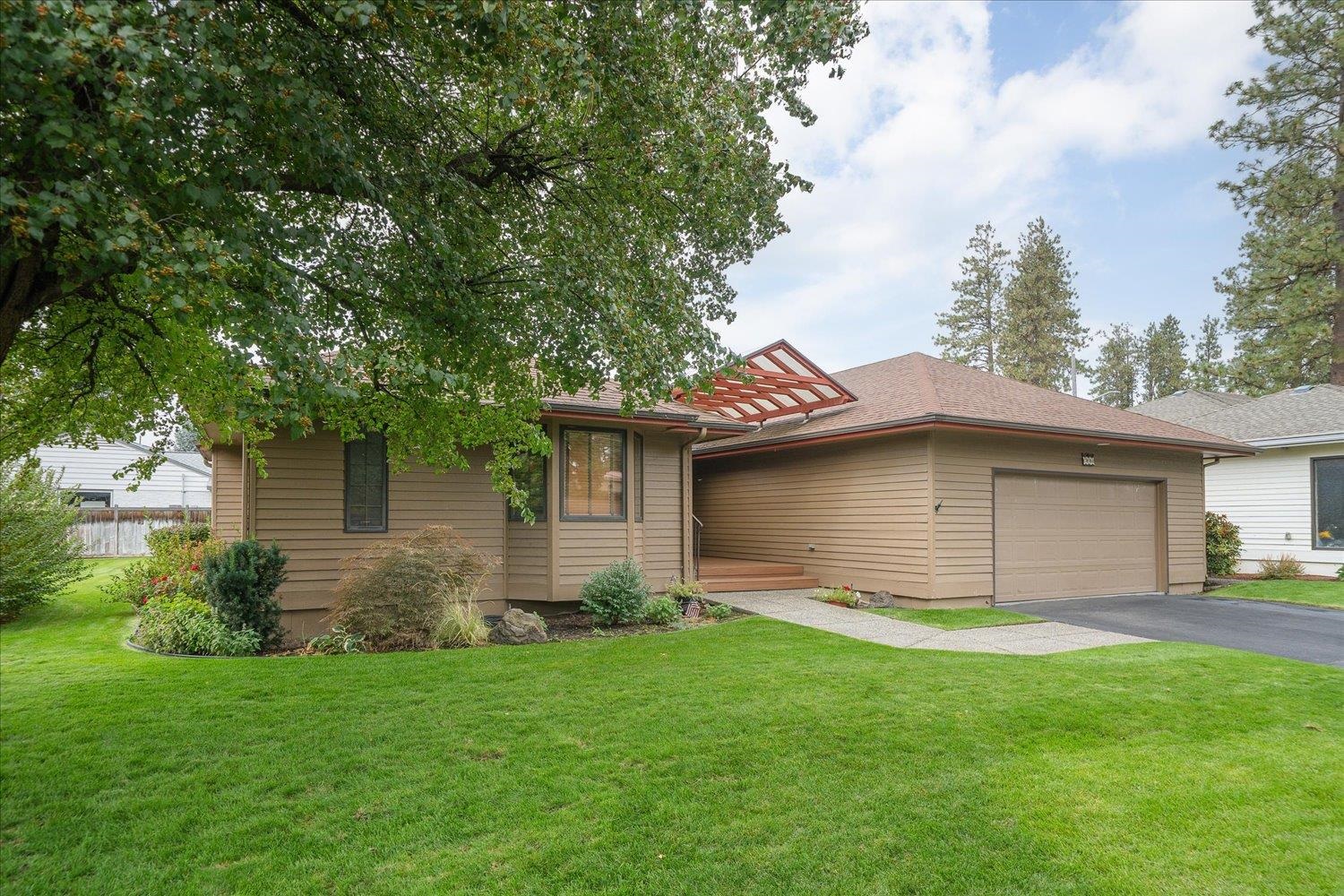 Spokane, Washington, 99203, United States, 3 Bedrooms Bedrooms, ,3 BathroomsBathrooms,Residential,For Sale,1978523