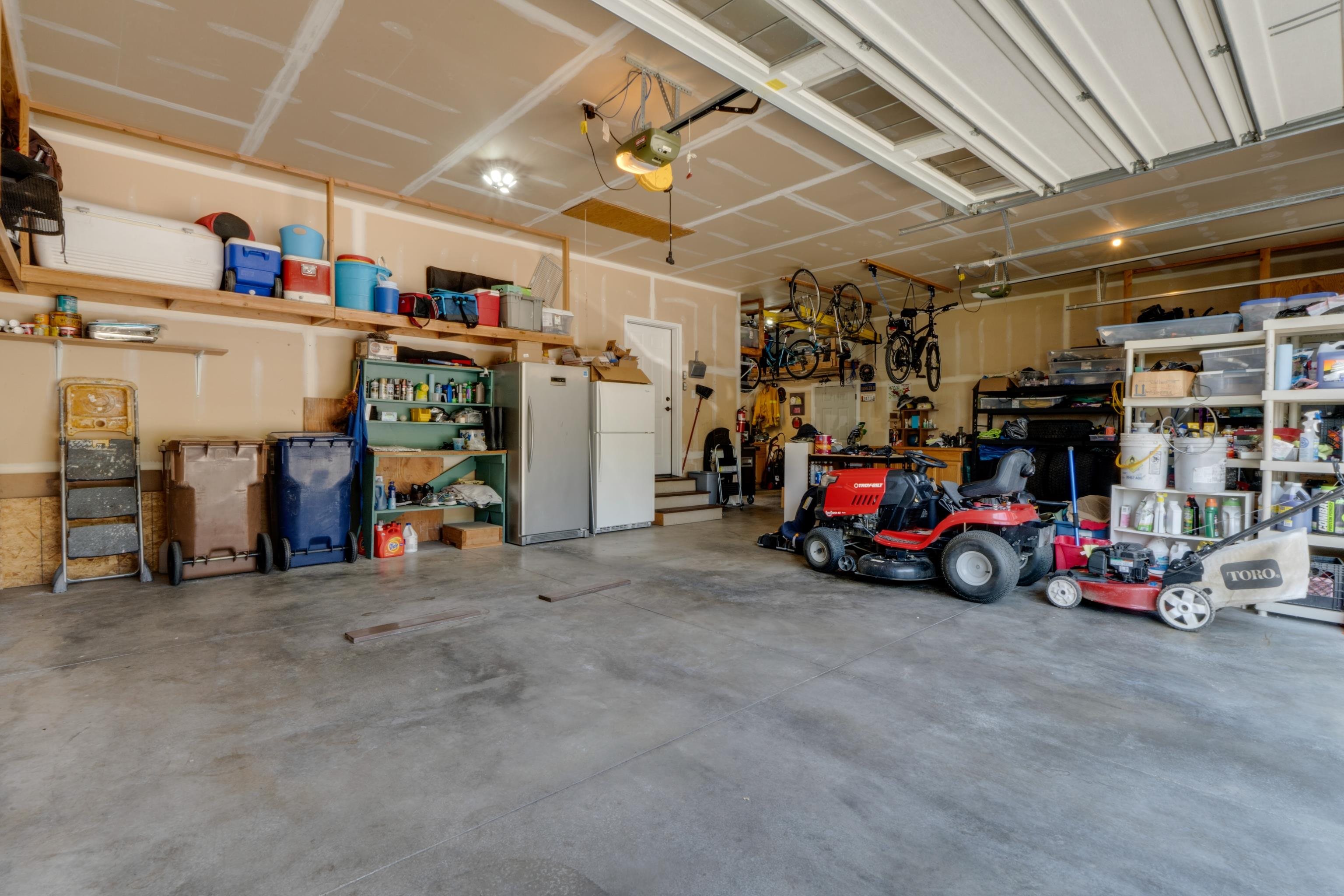 Spokane, Washington, 99208, United States, 4 Bedrooms Bedrooms, ,3 BathroomsBathrooms,Residential,For Sale,1901049