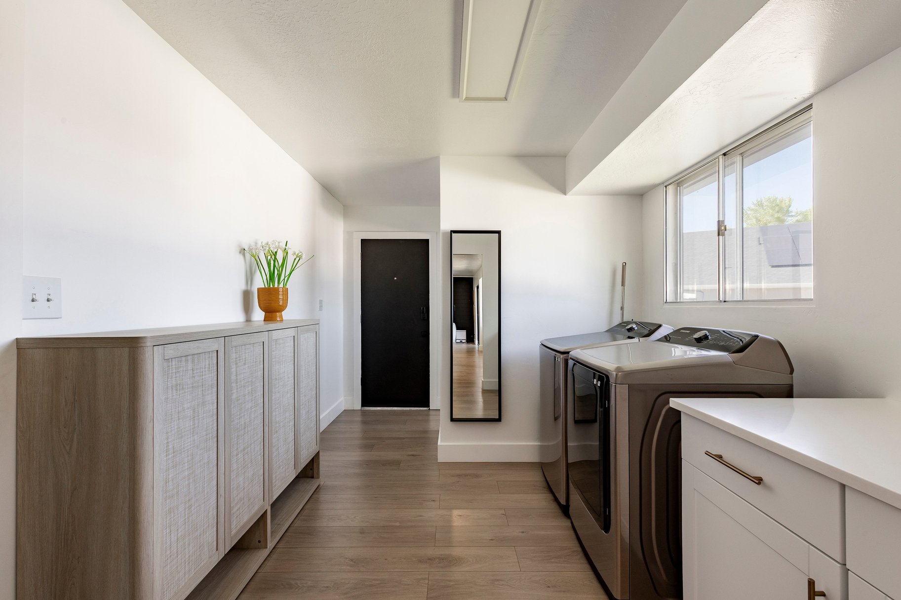  Modern Renovation Meets Flexible Living - 物件實景