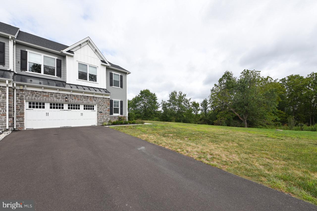 Doylestown, Pennsylvania, 18901, United States, 3 Bedrooms Bedrooms, ,4 BathroomsBathrooms,Residential,For Sale,2002984