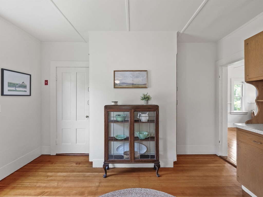 Concord, Massachusetts, 01742, United States, 3 Bedrooms Bedrooms, ,1 BathroomBathrooms,Residential,For Sale,1896713