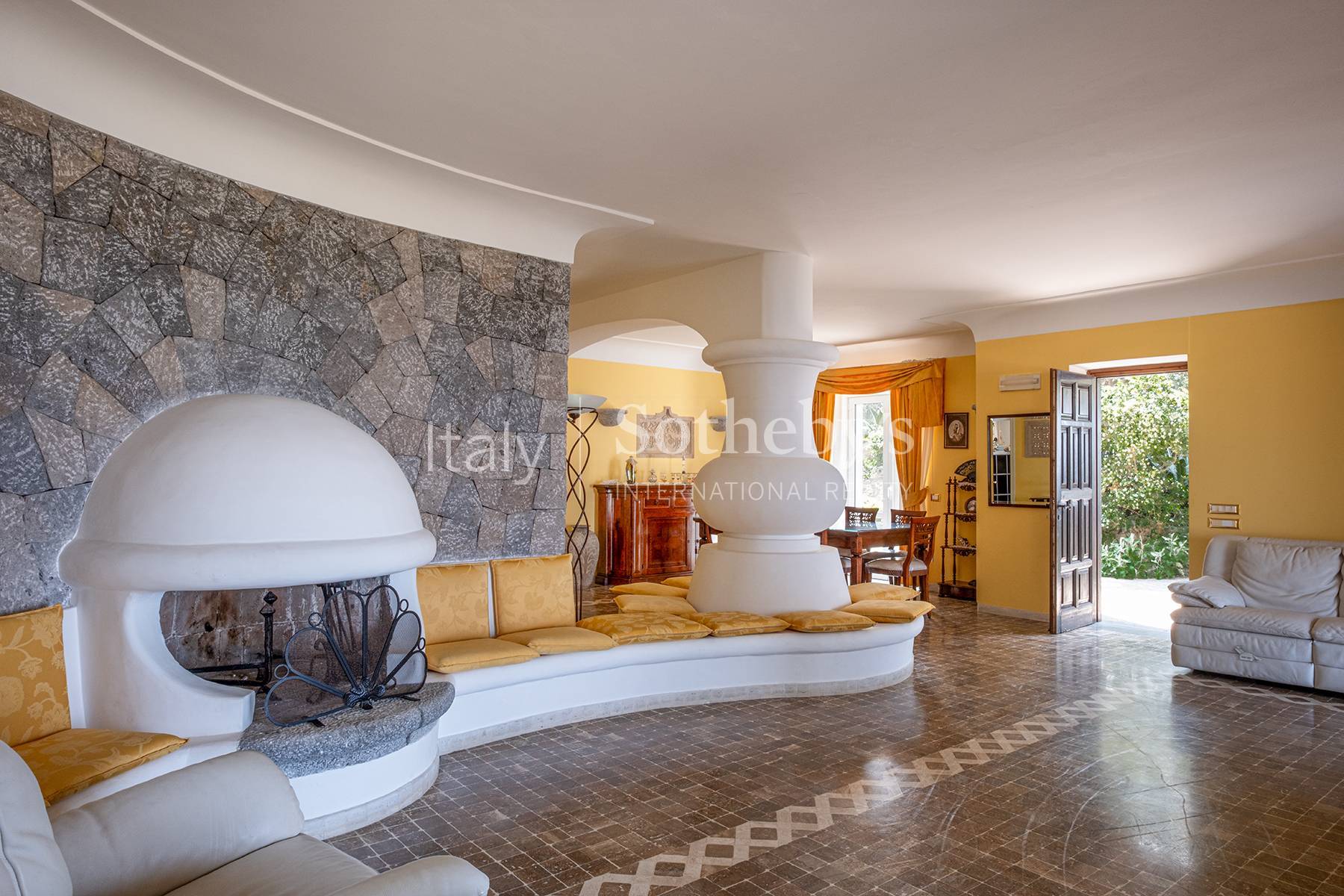  Charming seafront villa in Punta Caruso - 物件實景
