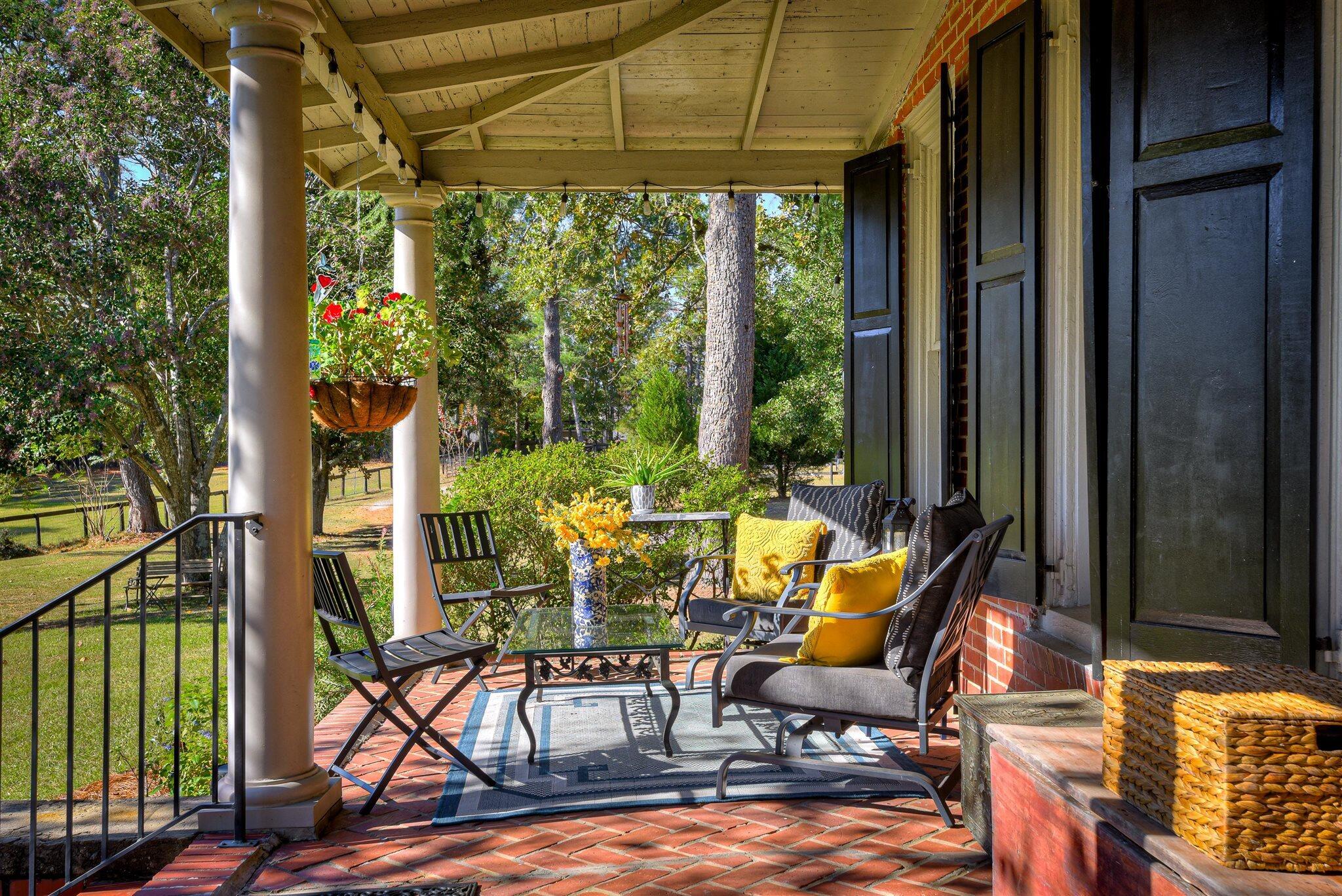 Aiken, South Carolina, 29803, United States, 2 Bedrooms Bedrooms, ,1 BathroomBathrooms,Residential,For Sale,1993088