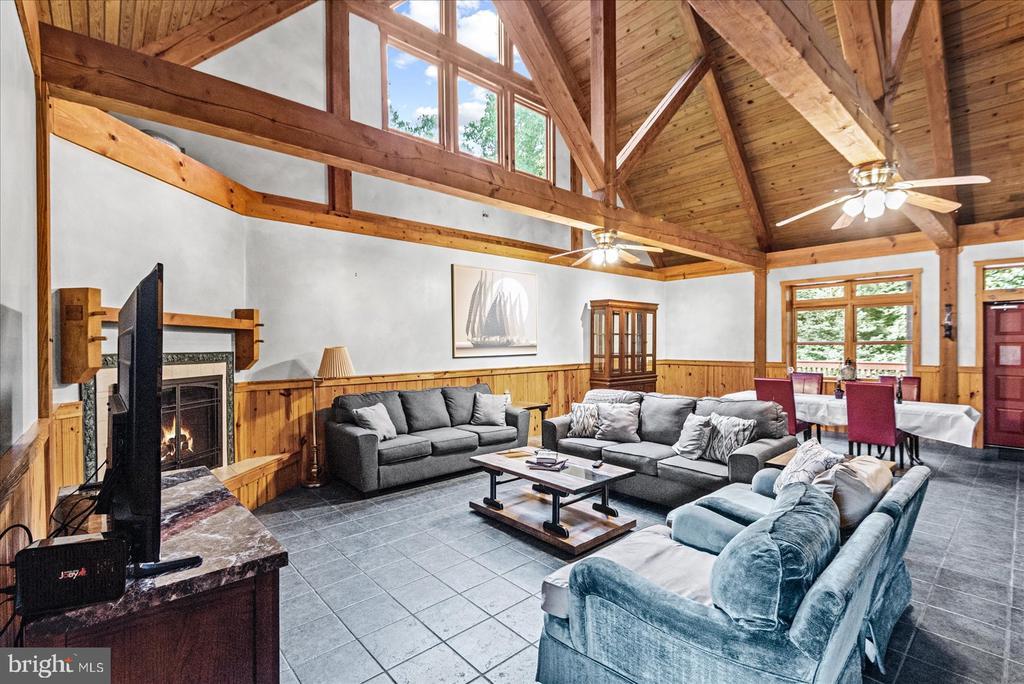 King George, Virginia, 22485, United States, 1 Bedroom Bedrooms, ,2 BathroomsBathrooms,Residential,For Sale,1901927