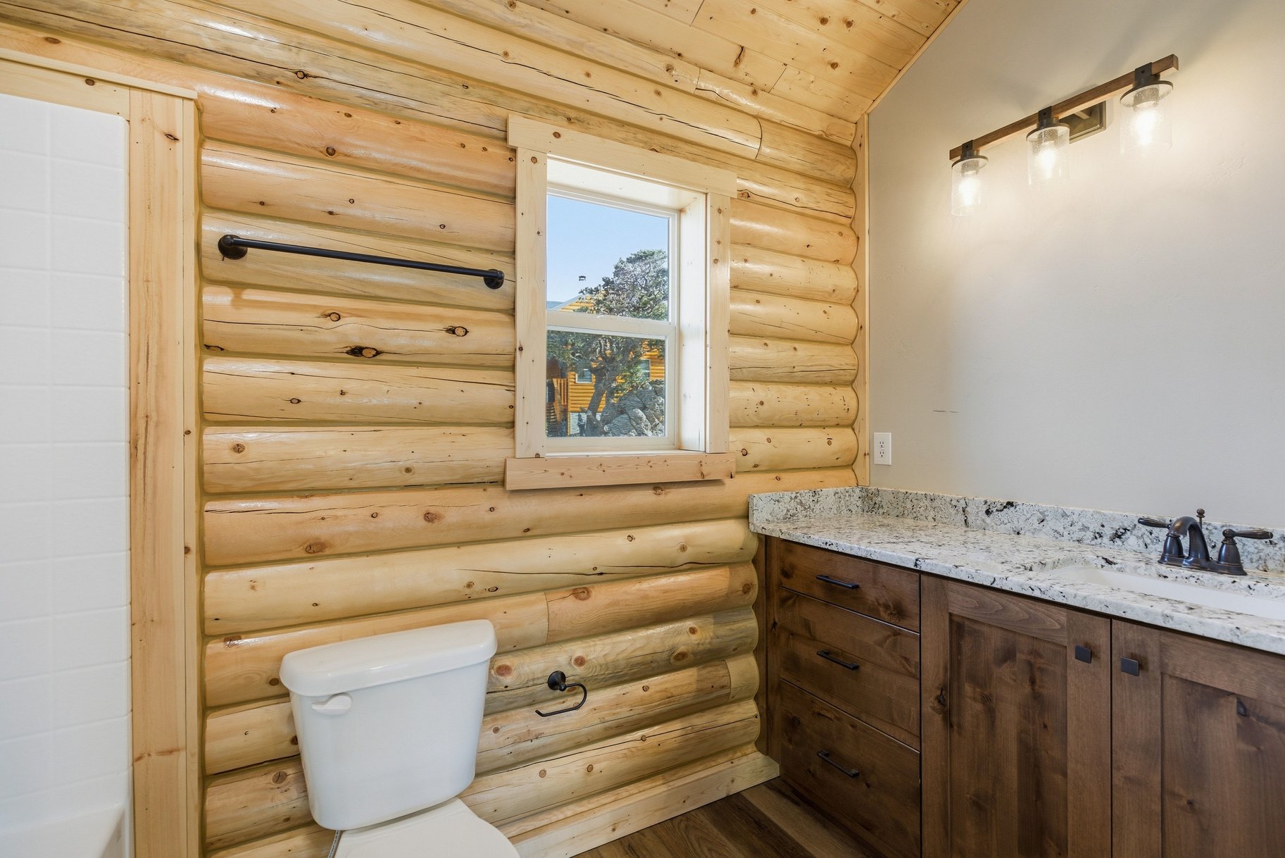  Cedar Highlands Cabin With Stunning Views - 物件實景