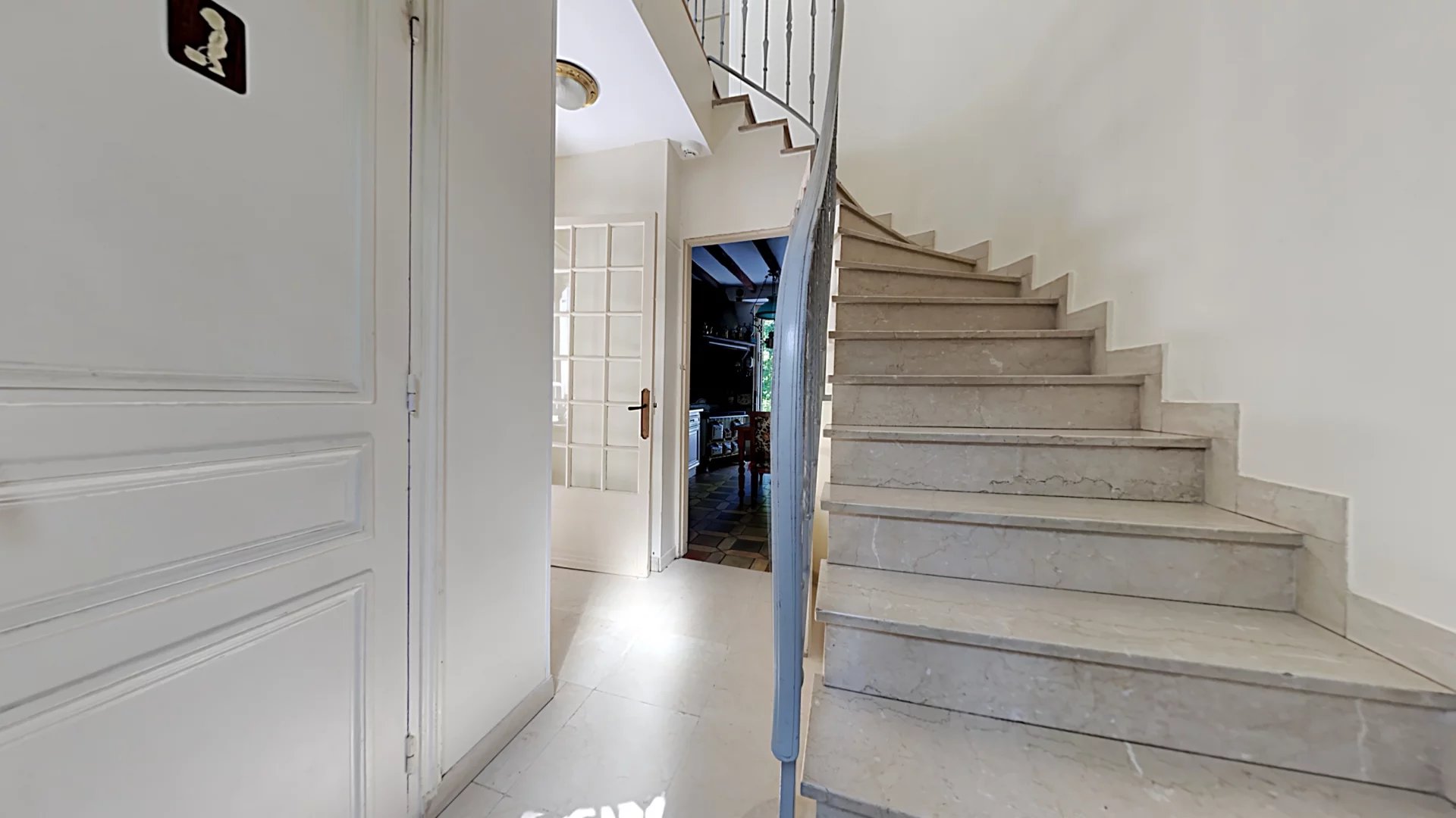 Maisons-Laffitte, Île-de-France, 78600, FR, 5 Bedrooms Bedrooms, ,4 BathroomsBathrooms,Residential,For Sale,1951086