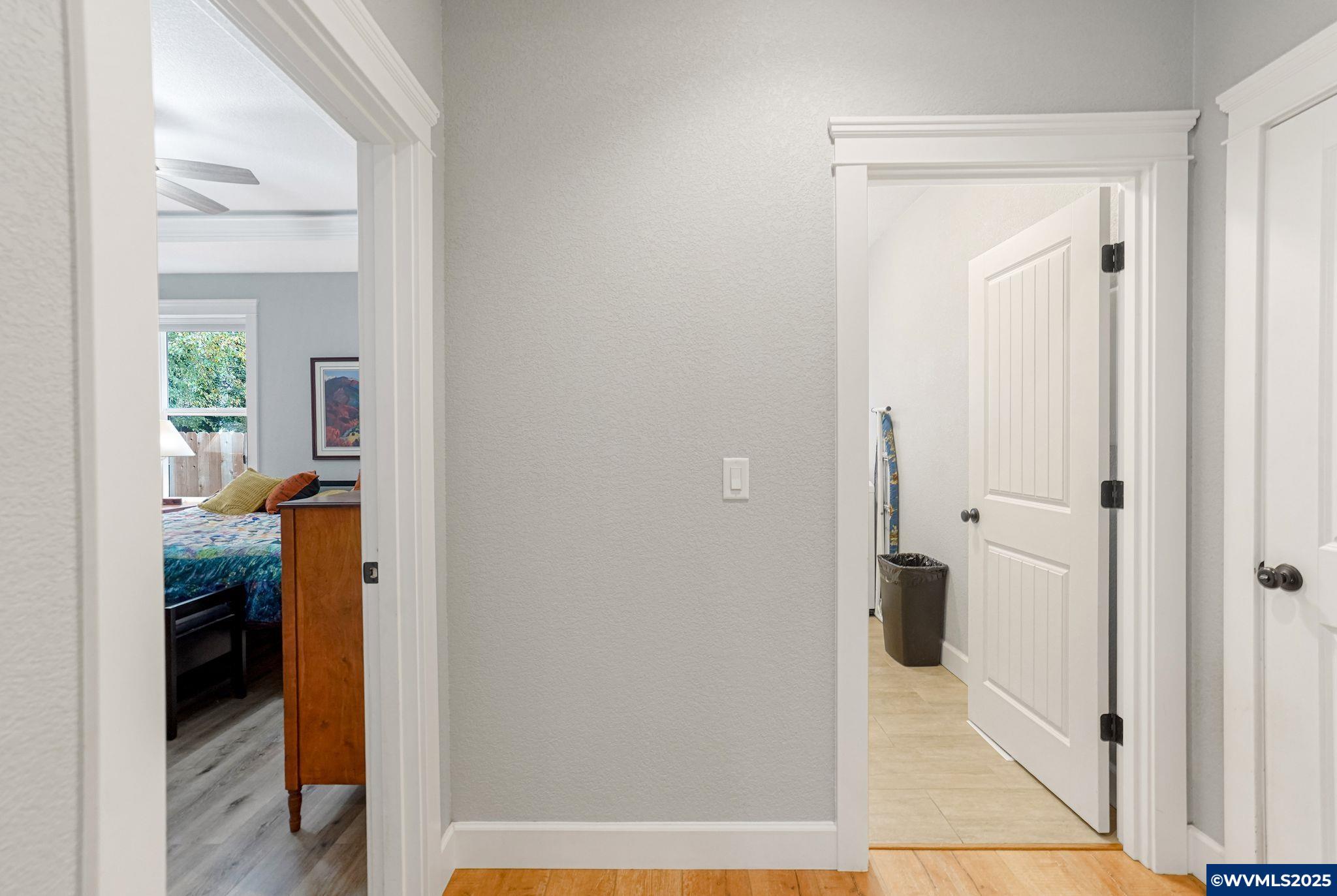 Dallas, Oregon, 97338, United States, 4 Bedrooms Bedrooms, ,2 BathroomsBathrooms,Residential,For Sale,1991904