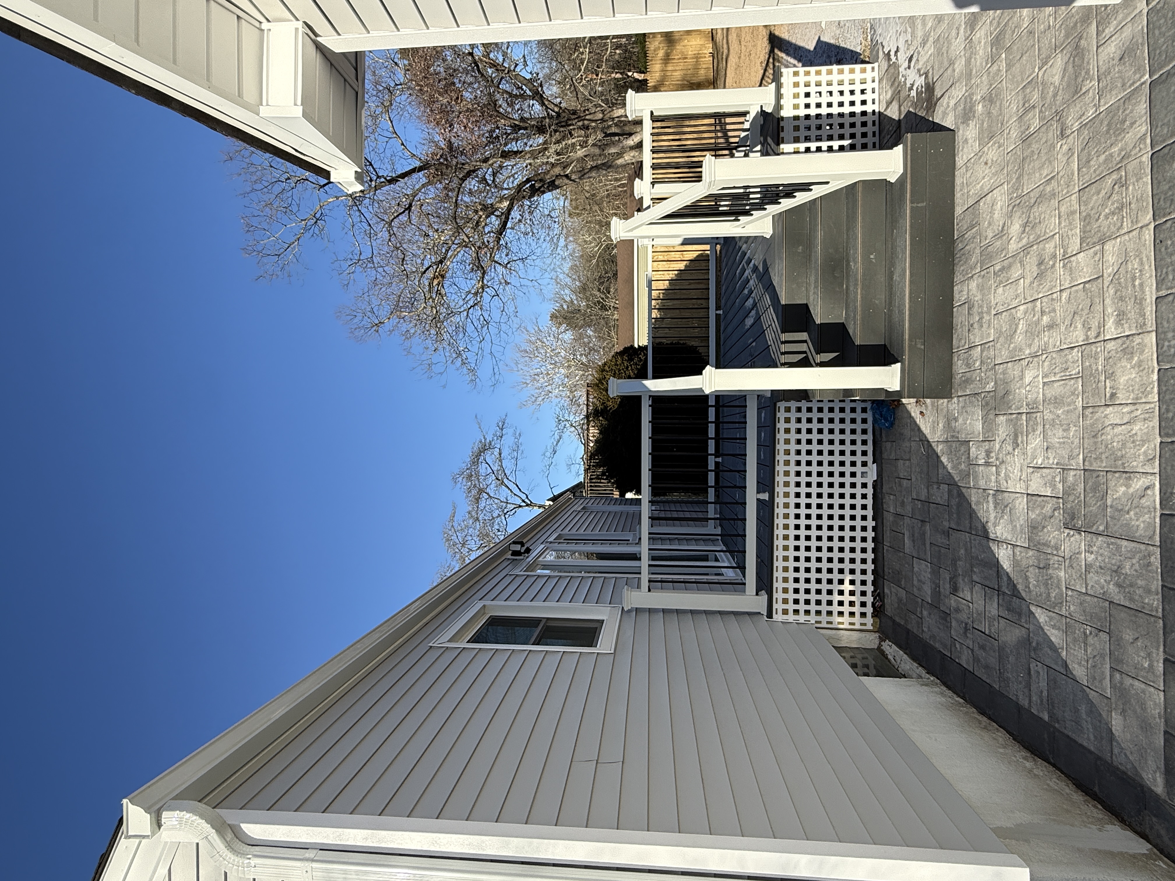 West Islip, New York, 11795, United States, 2 Bedrooms Bedrooms, ,Residential,For Sale,2007437