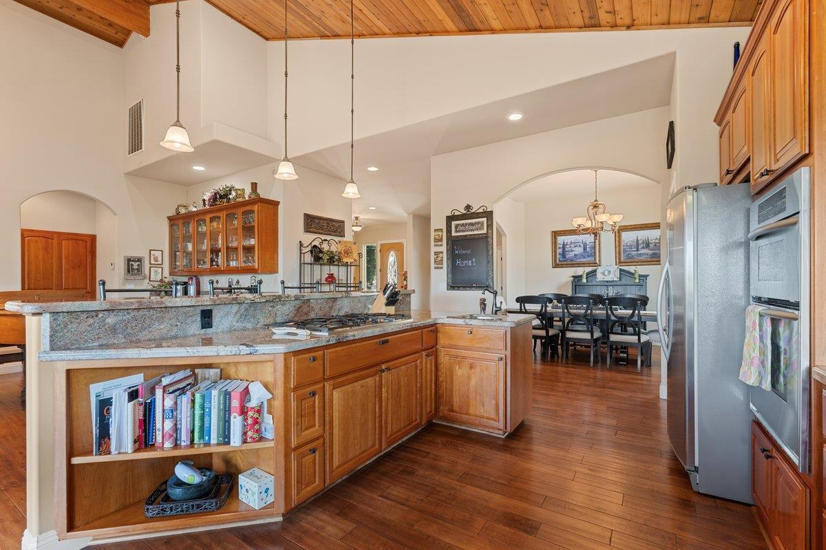 Penn Valley, California, 95946, United States, 5 Bedrooms Bedrooms, ,3 BathroomsBathrooms,Residential,For Sale,1915394