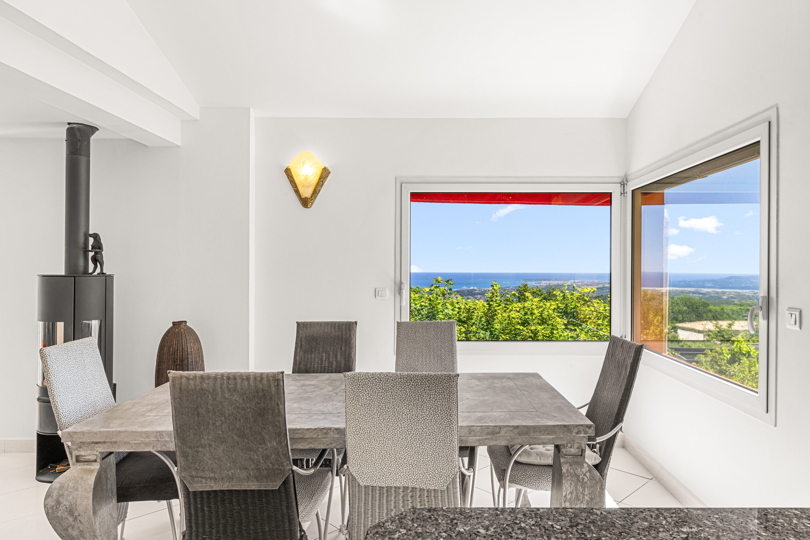  Sea view property with development potential in Vence - 物件實景