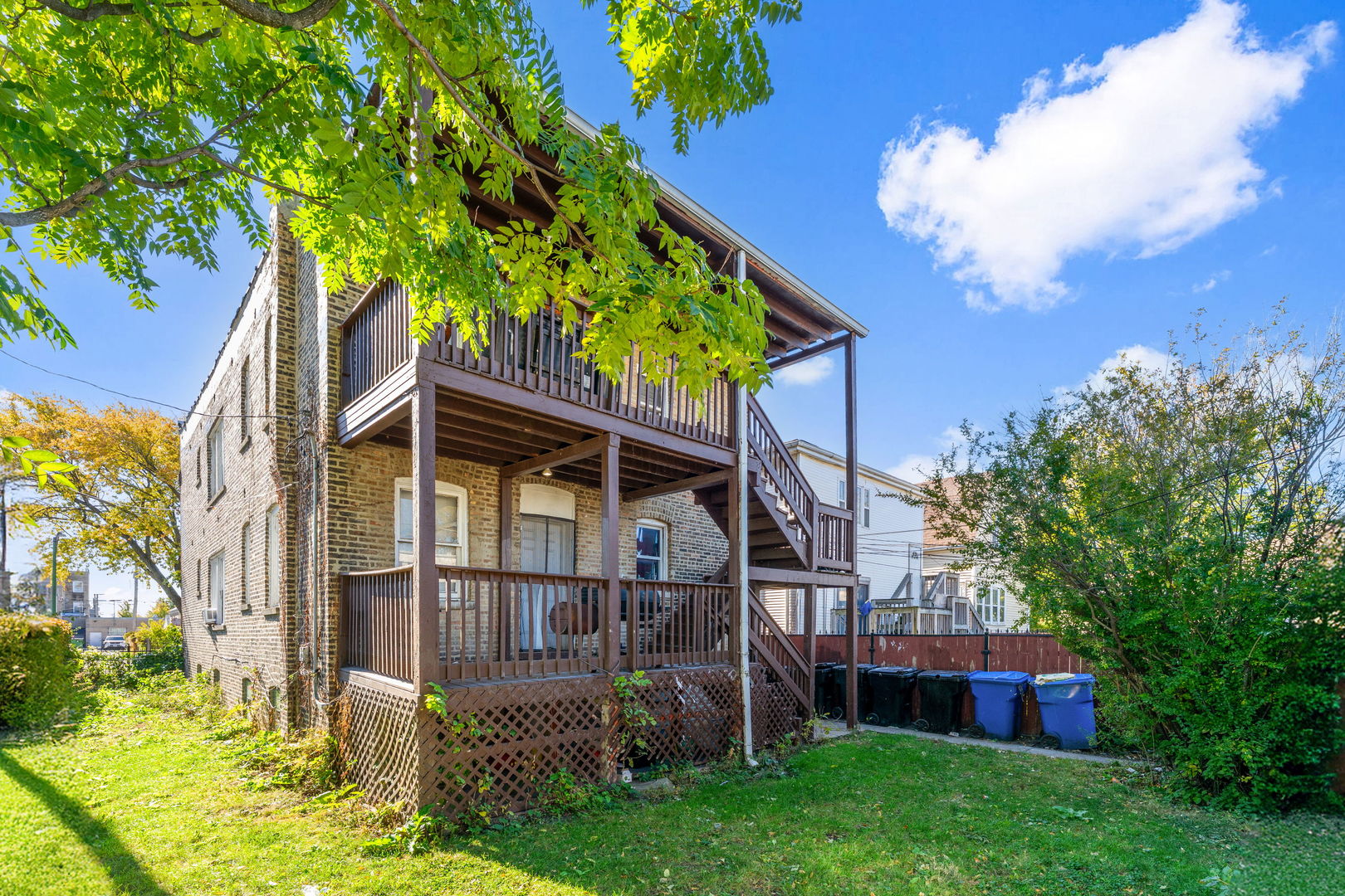 Chicago, Illinois, 60651, United States, 6 Bedrooms Bedrooms, ,Residential,For Sale,1992904