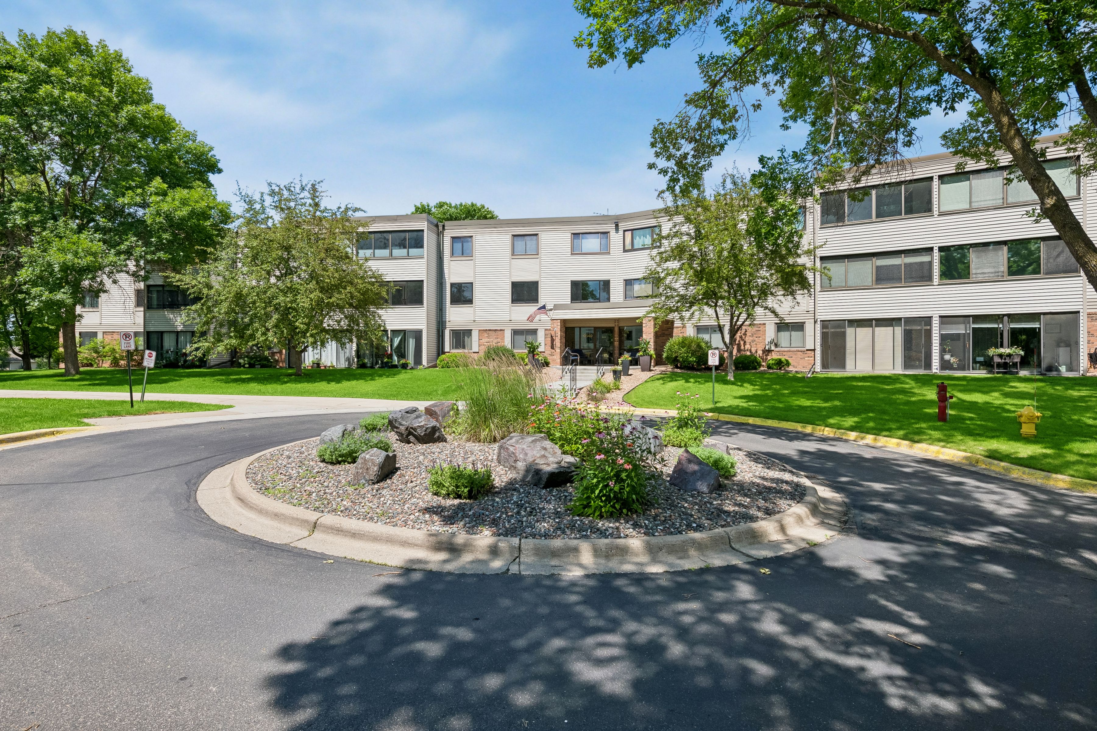  Ground Floor Condo with Peaceful Views and Exceptional Amenities - 物件實景