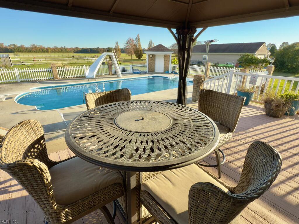 Virginia Beach Va, Virginia, 23457, United States, 4 Bedrooms Bedrooms, ,3 BathroomsBathrooms,Residential,For Sale,1989088