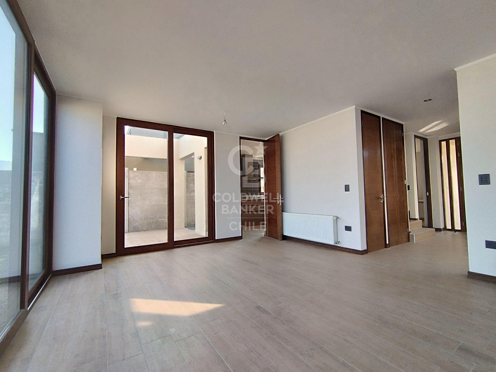 Colina, Chile, 3 Bedrooms Bedrooms, ,4 BathroomsBathrooms,Residential,For Sale,1877274