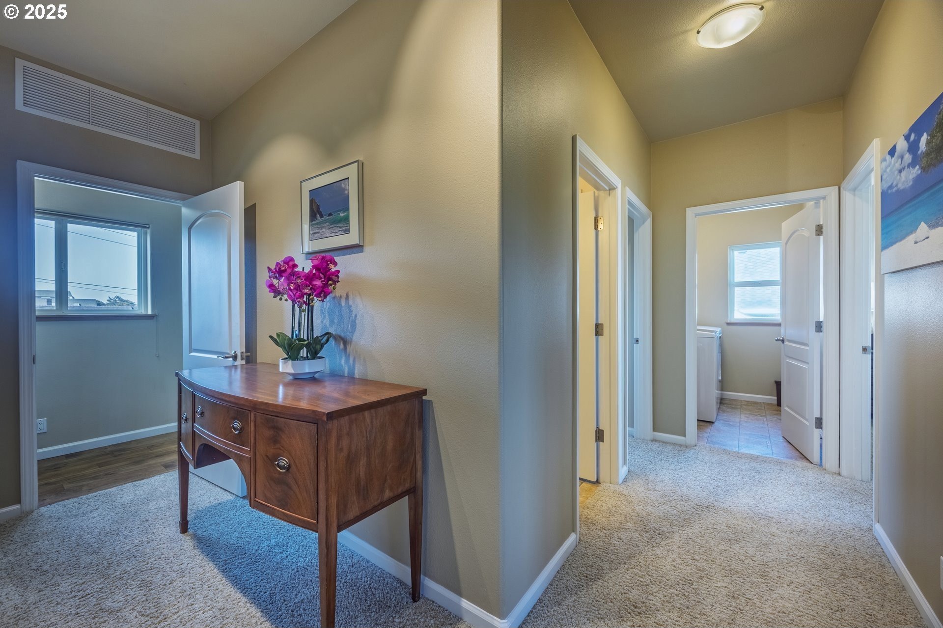 Lincoln City, Oregon, 97367, United States, 4 Bedrooms Bedrooms, ,3 BathroomsBathrooms,Residential,For Sale,1793948