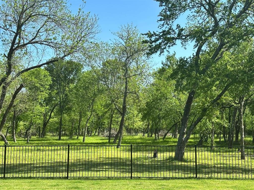 Terrell, Texas, 75160, United States, 4 Bedrooms Bedrooms, ,5 BathroomsBathrooms,Residential,For Sale,1765956
