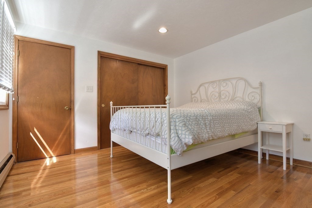 20 Fairview St, Quincy, Massachusetts, 02169, United States, 5 Bedrooms Bedrooms, ,4 BathroomsBathrooms,Residential,For Sale,20 Fairview St,1010542