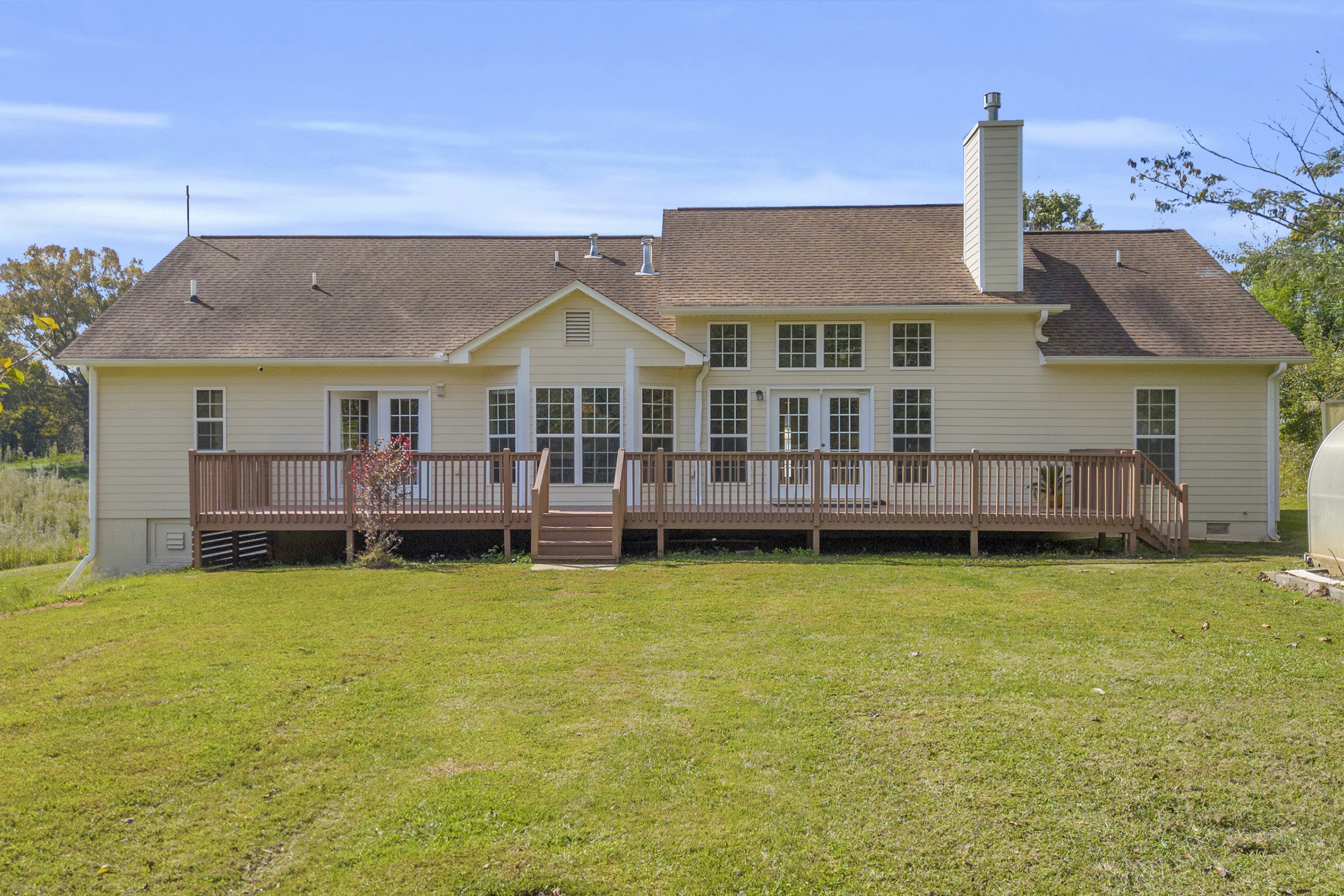 Cleveland, Georgia, 30528, United States, 3 Bedrooms Bedrooms, ,2 BathroomsBathrooms,Residential,For Sale,1979350