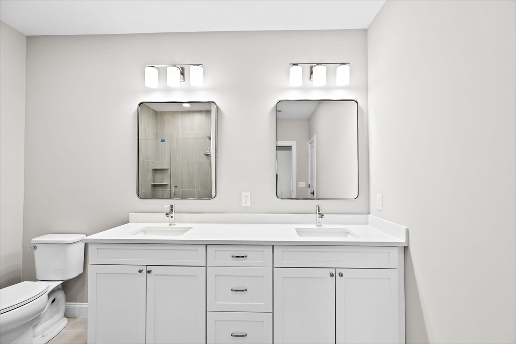 Milton, Massachusetts, 02186, United States, 1 Bedroom Bedrooms, ,1 BathroomBathrooms,Residential,For Sale,1785759