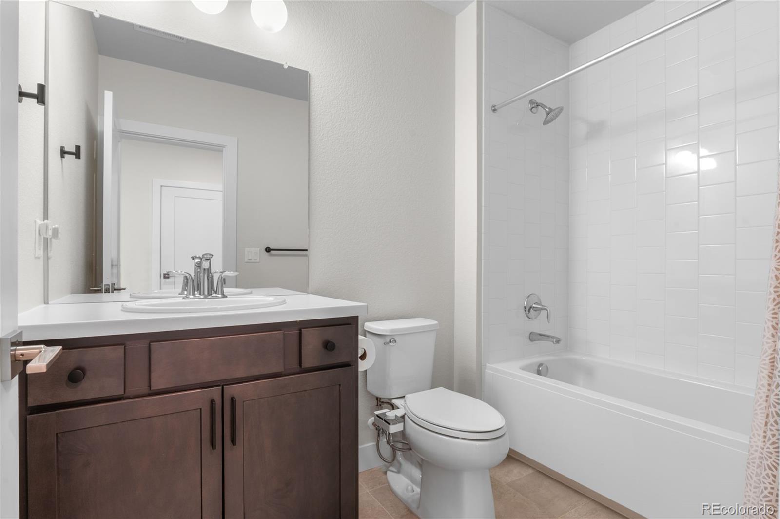 Littleton, Colorado, 80127, United States, 6 Bedrooms Bedrooms, ,2 BathroomsBathrooms,Residential,For Sale,1941297