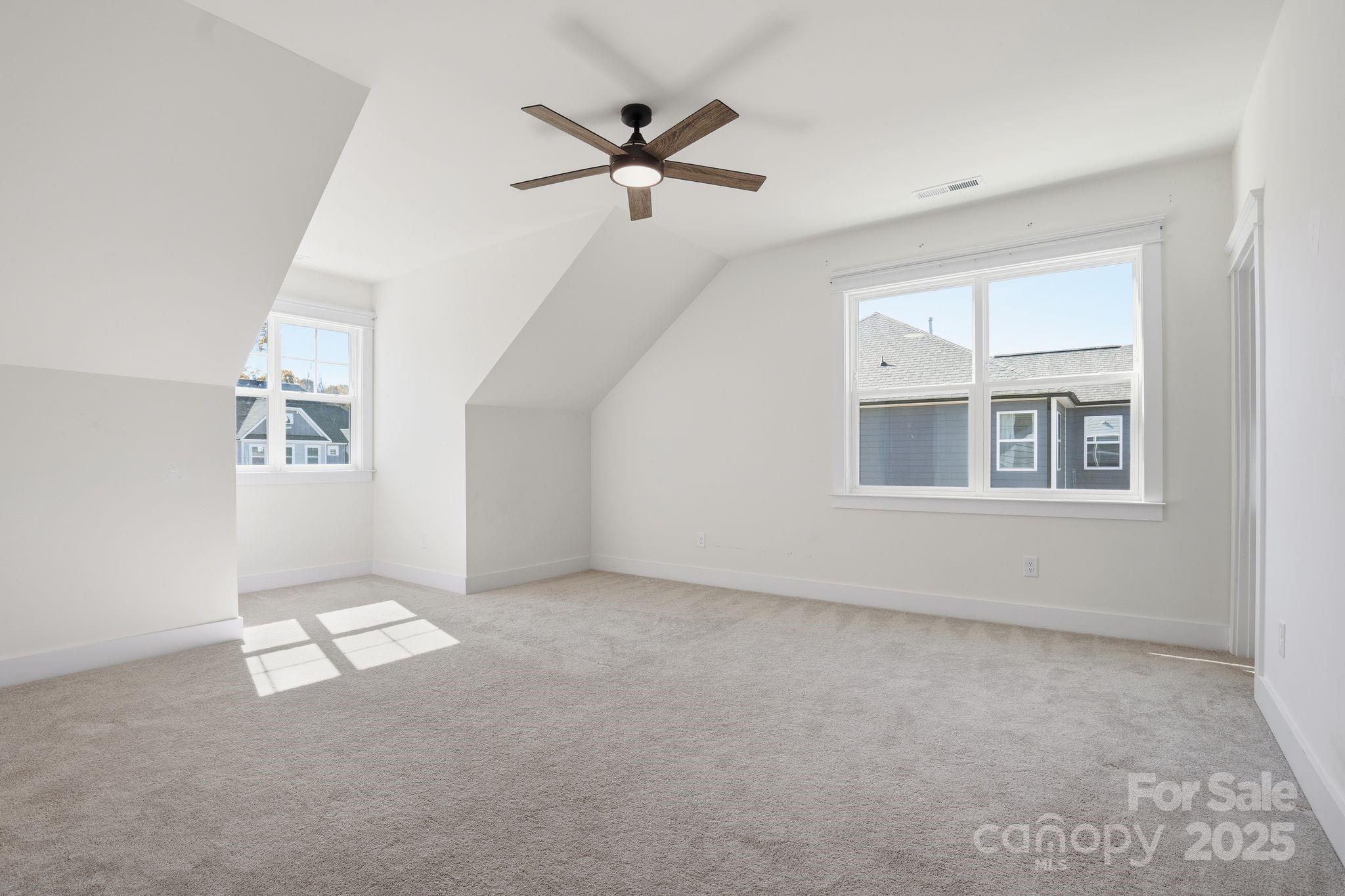 Huntersville, North Carolina, 28078, United States, 6 Bedrooms Bedrooms, ,5 BathroomsBathrooms,Residential,For Sale,1988370