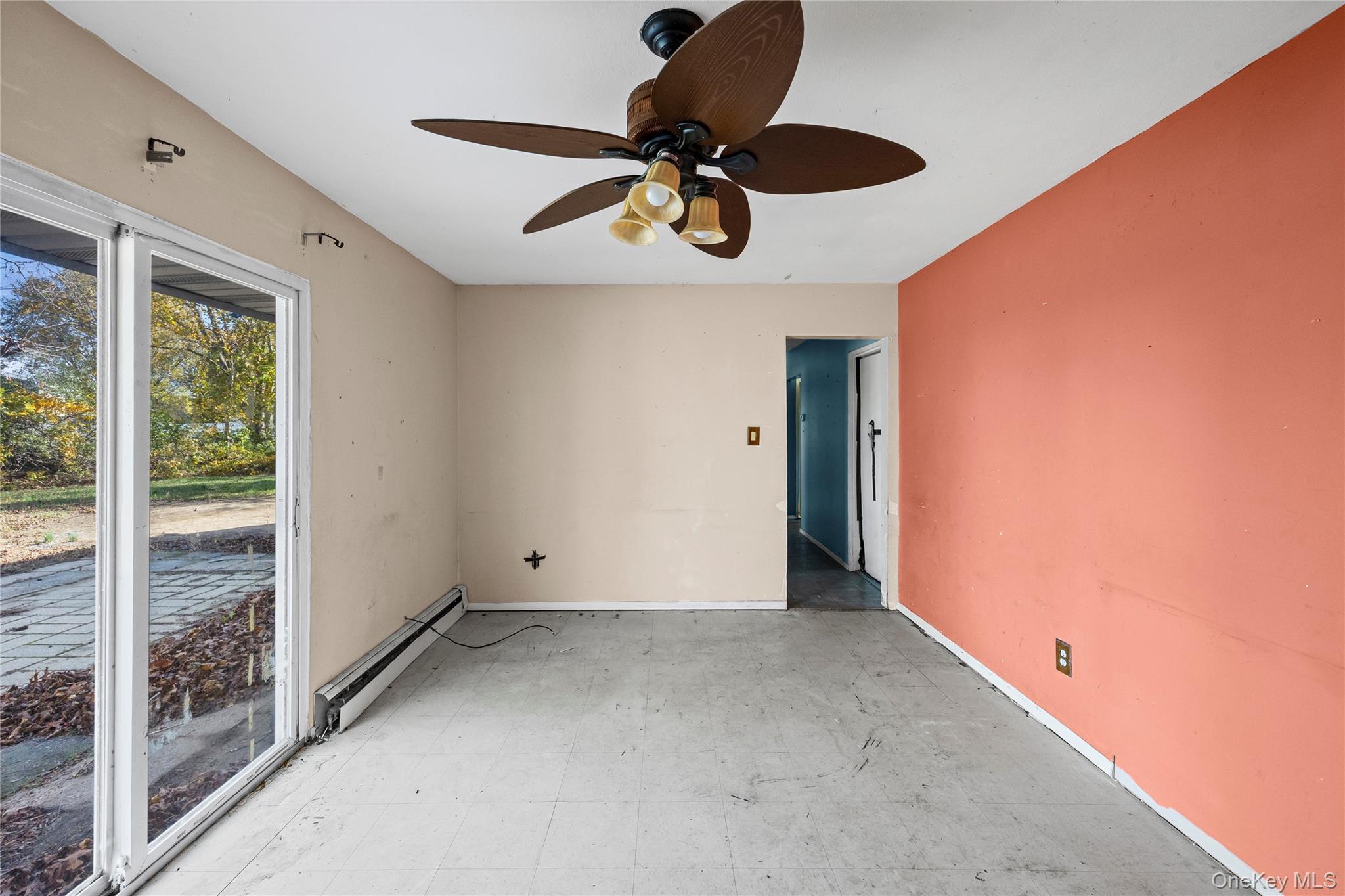 Coram, New York, 11727, United States, 5 Bedrooms Bedrooms, ,4 BathroomsBathrooms,Residential,For Sale,1993887