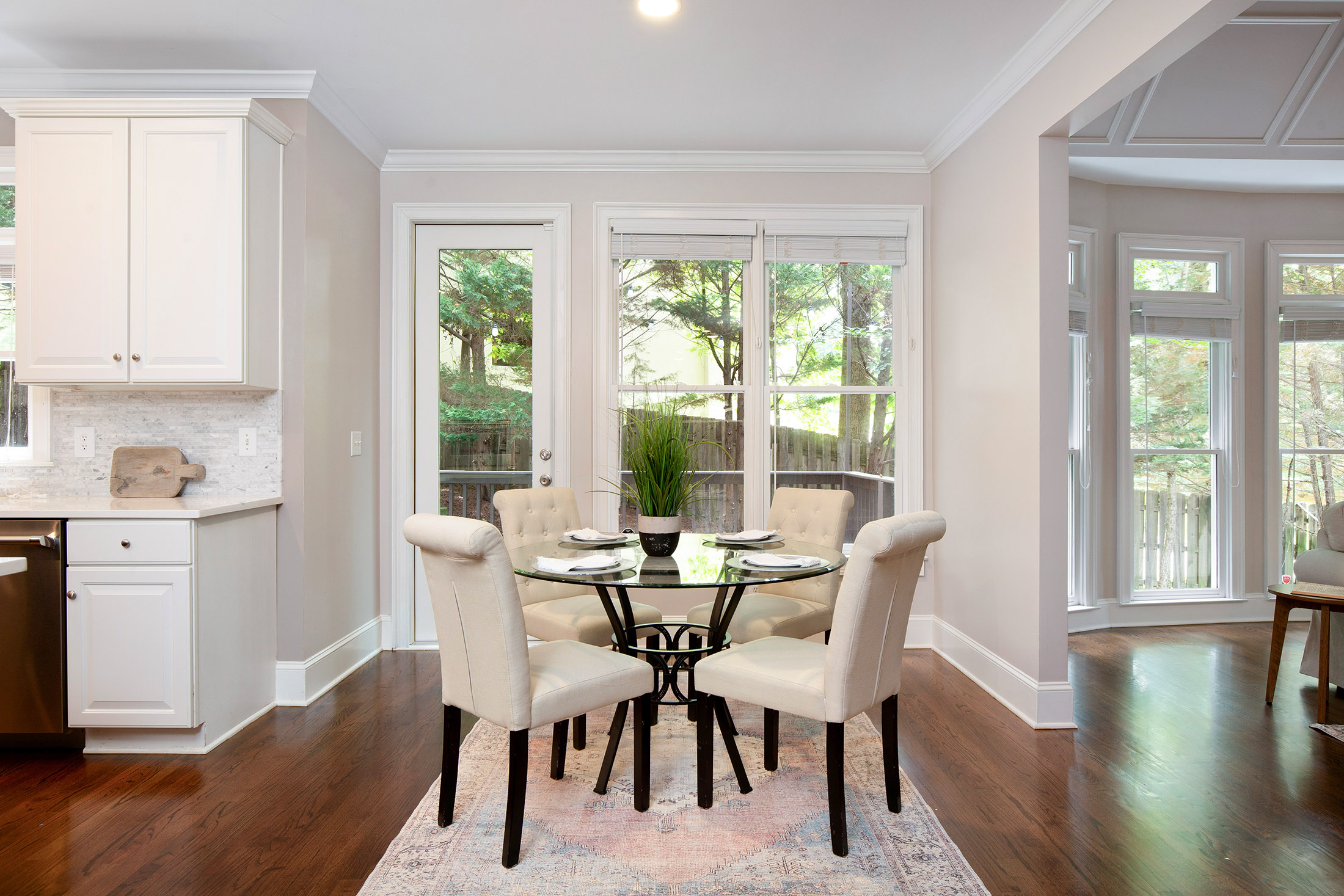  Recently Updated Four Bedroom Home in Gated Brookhaven Community - 物件實景