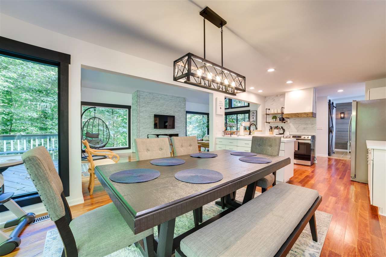 Harbor Springs, Michigan, 49740, United States, 3 Bedrooms Bedrooms, ,4 BathroomsBathrooms,Residential,For Sale,1954810