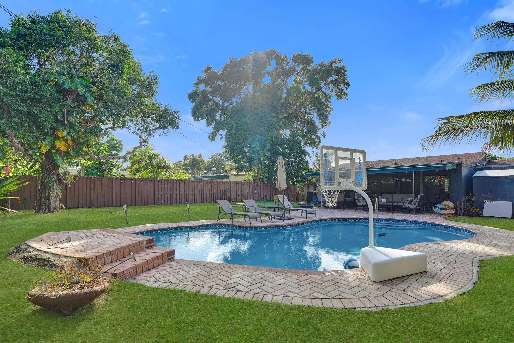 Fort Lauderdale, Florida, 33305, United States, 3 Bedrooms Bedrooms, ,2 BathroomsBathrooms,Residential,For Sale,2027542